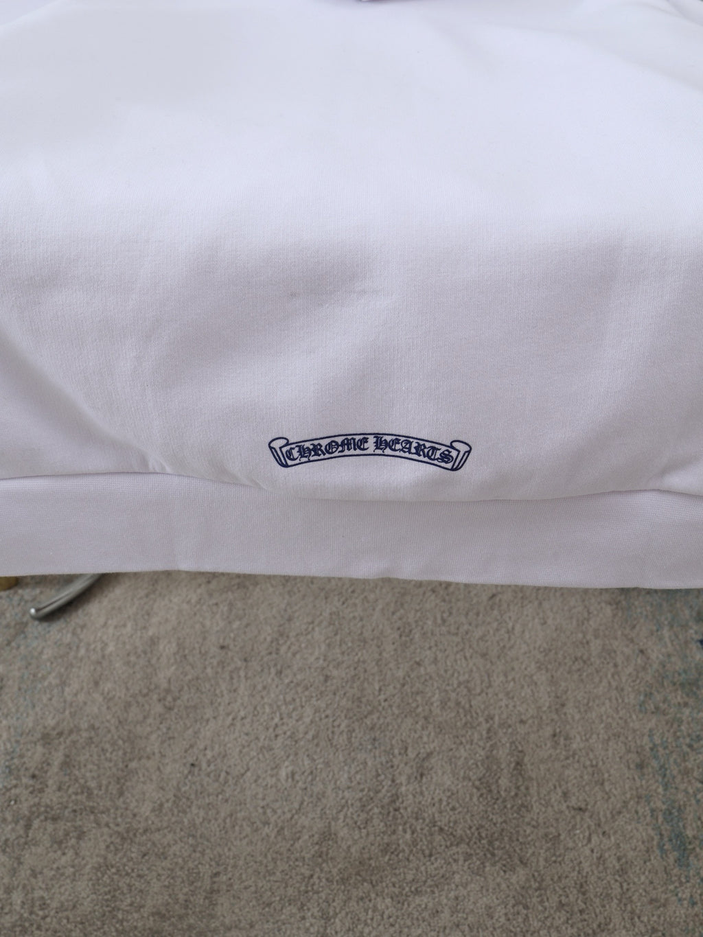 Gilet Chrome blanc Sanskrit print