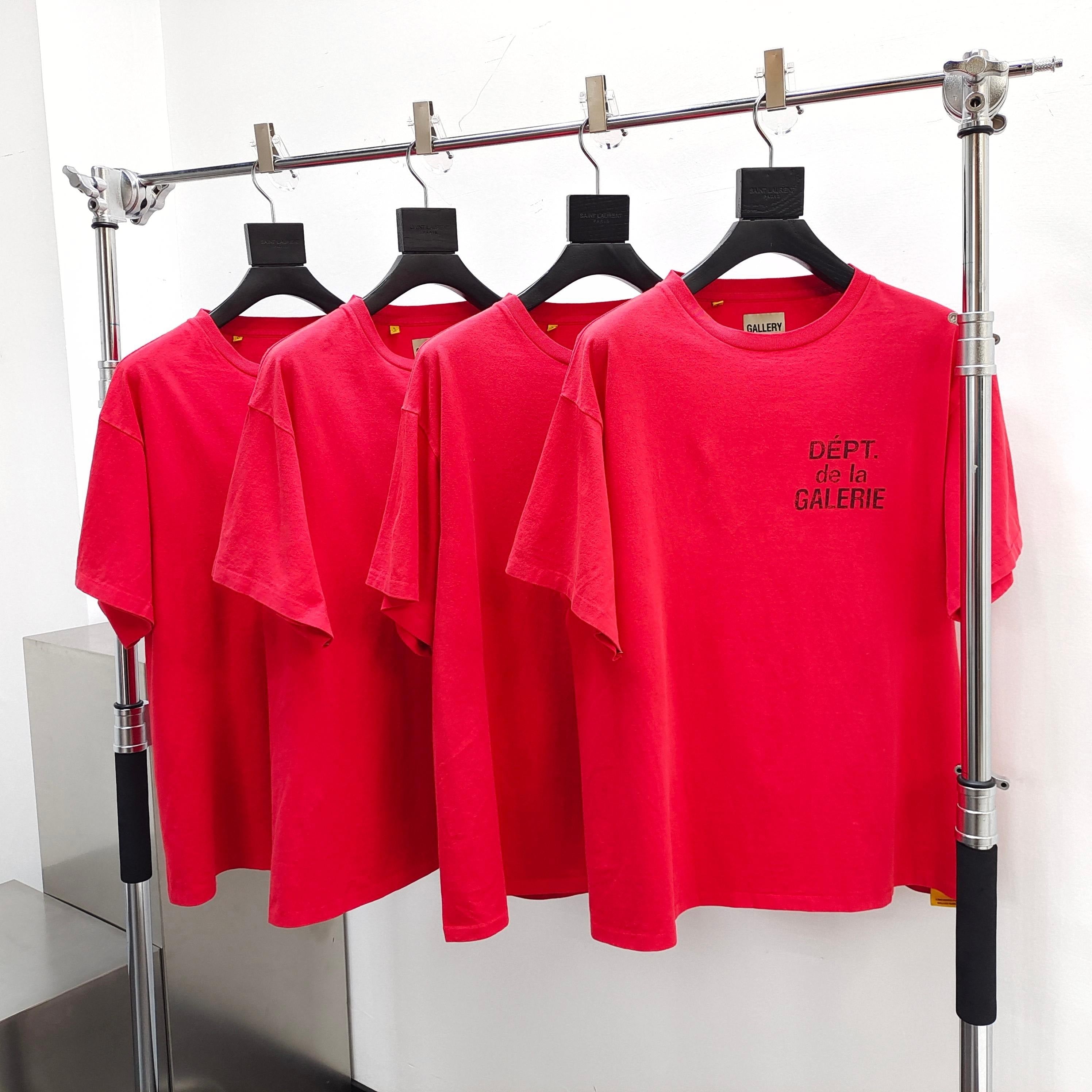 T shirt Gallery rouge