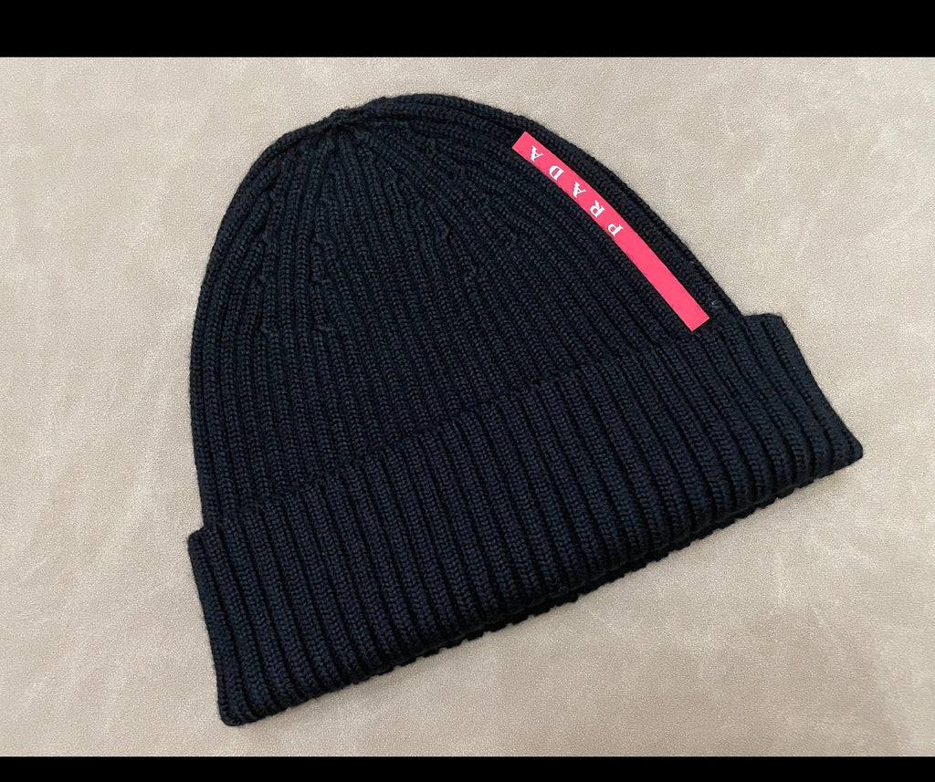 Bonnet PRD noir bande rouge 10/10