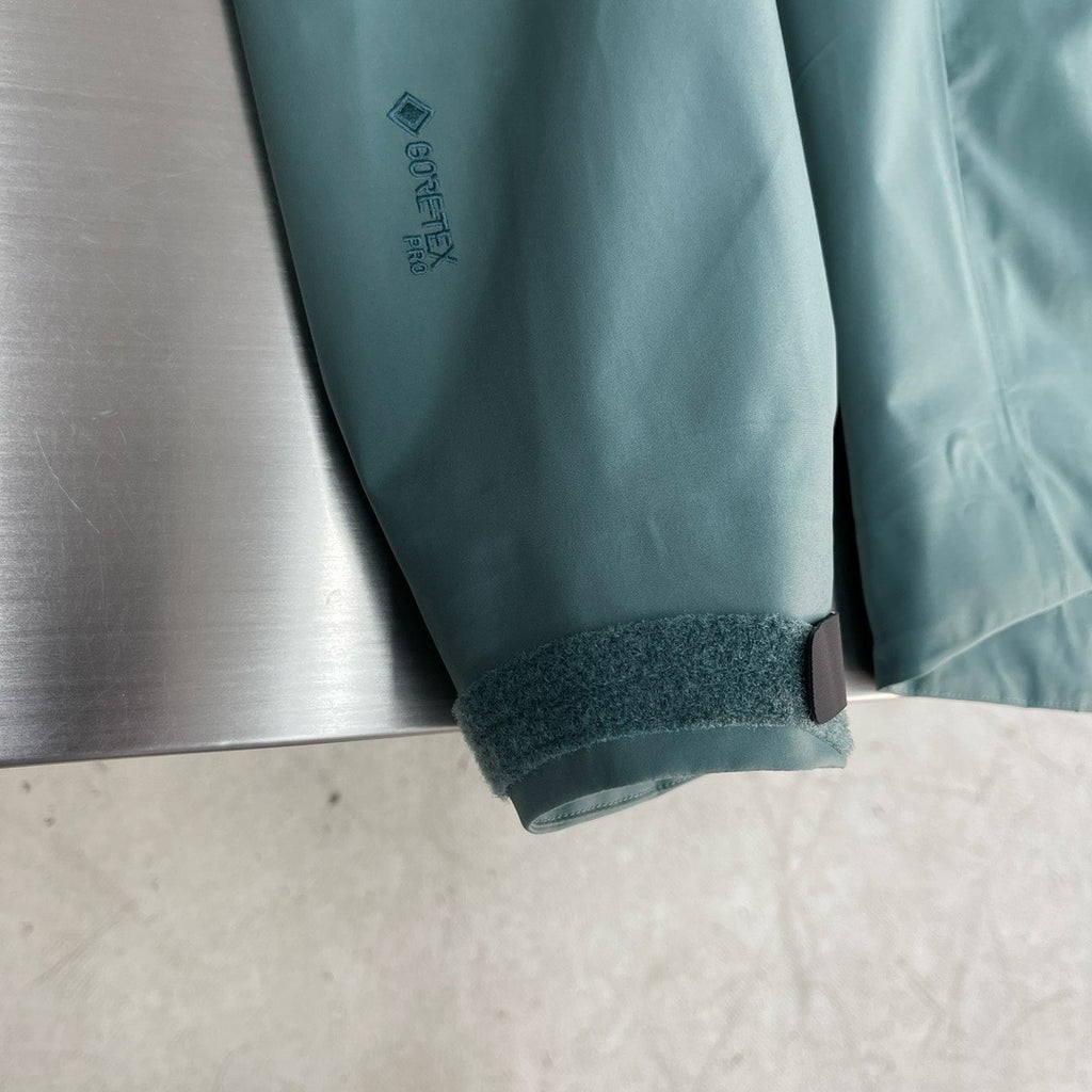 Veste  Arc tryx  Gore tx Vert noir doré