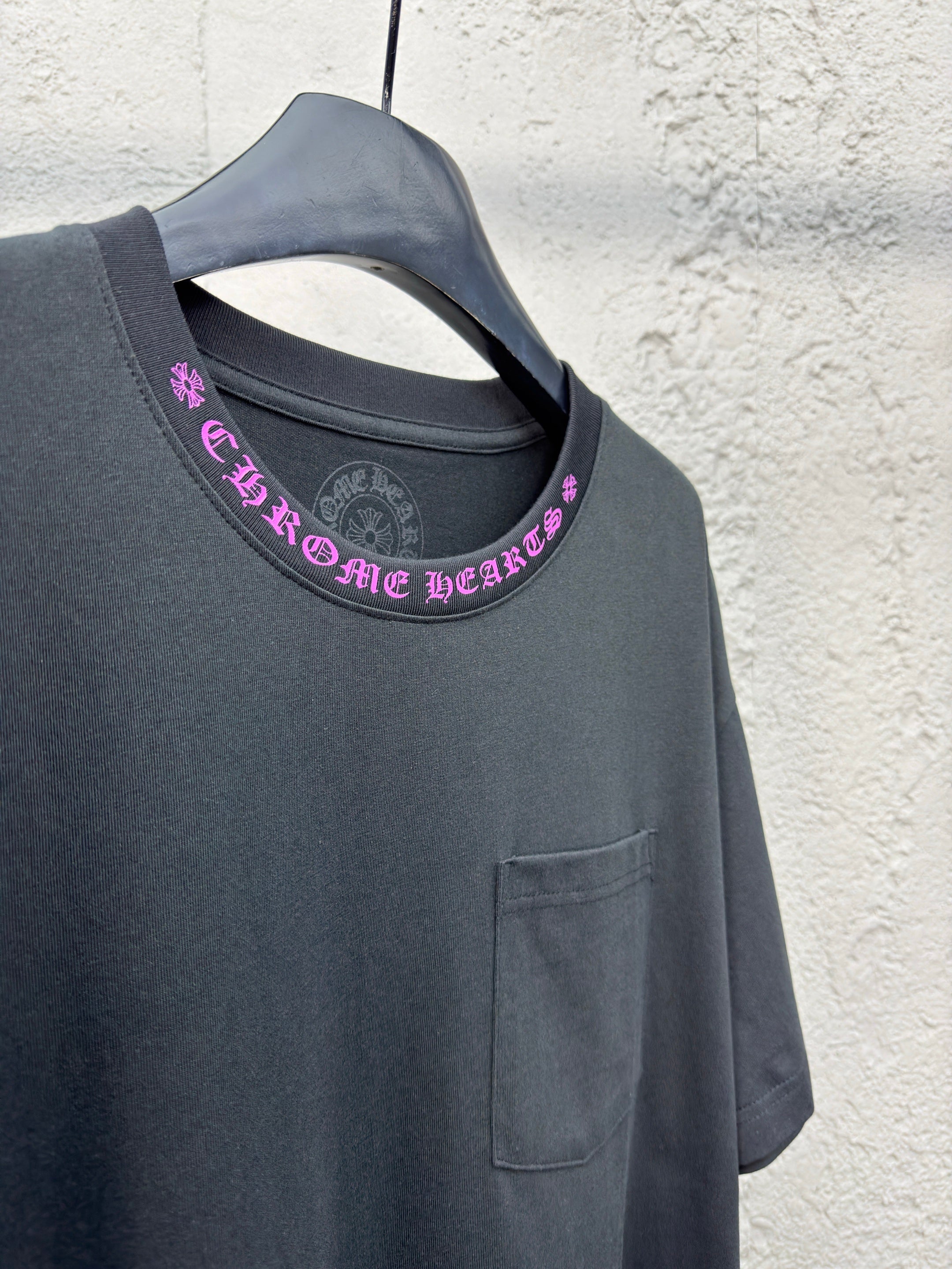 T shirt chrome Black and pink