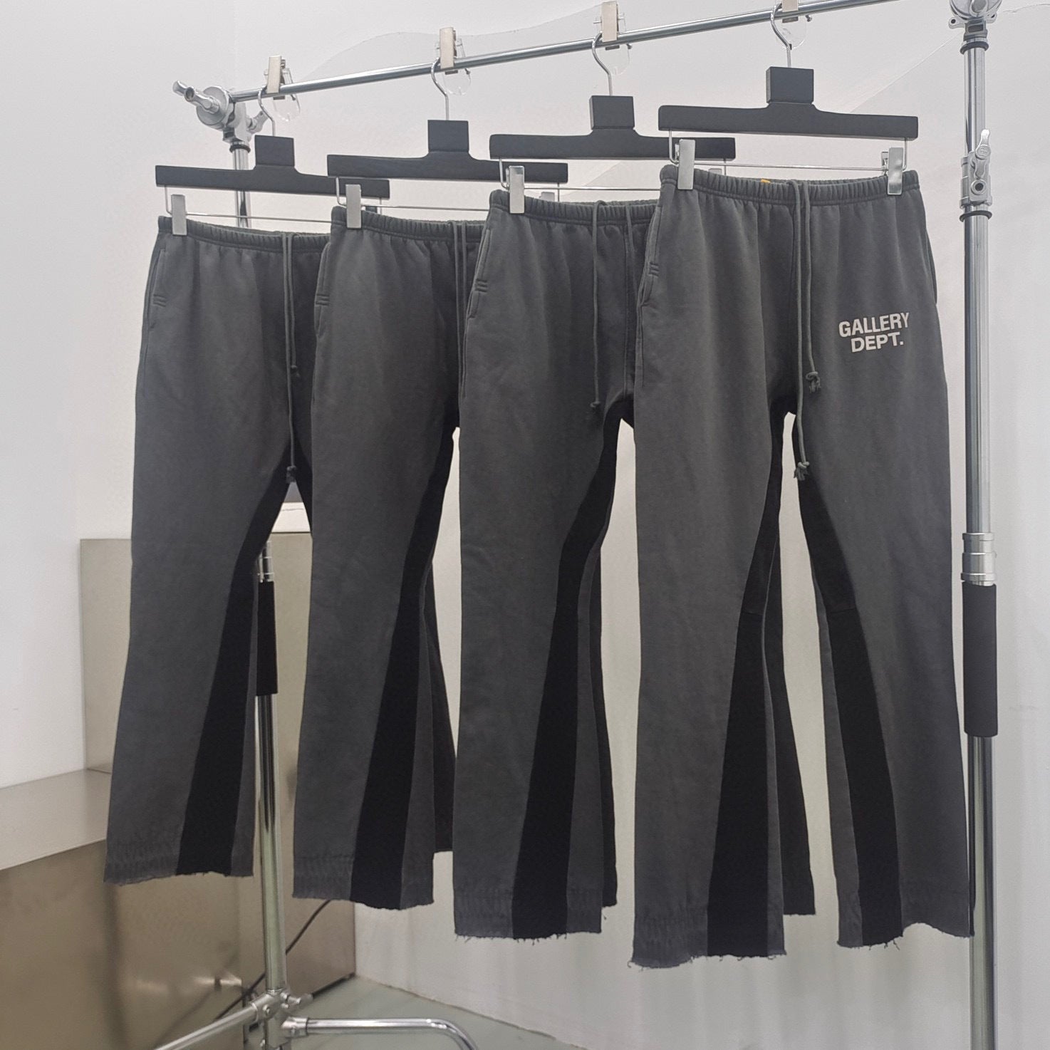 Pantalon dept gris foncé