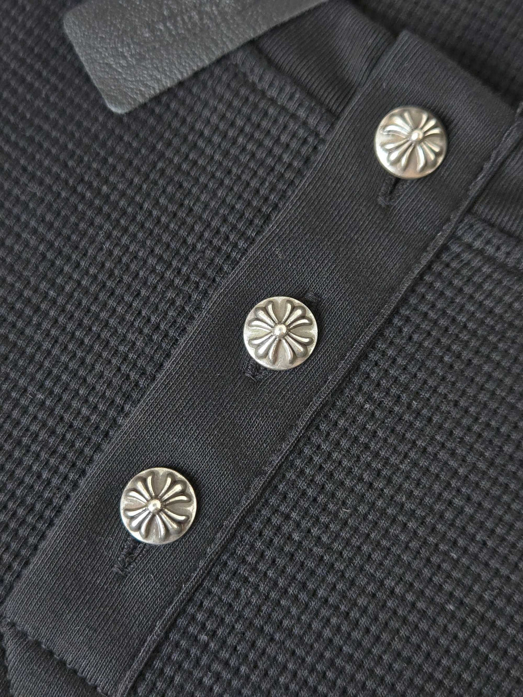 T shirt long sleeves black