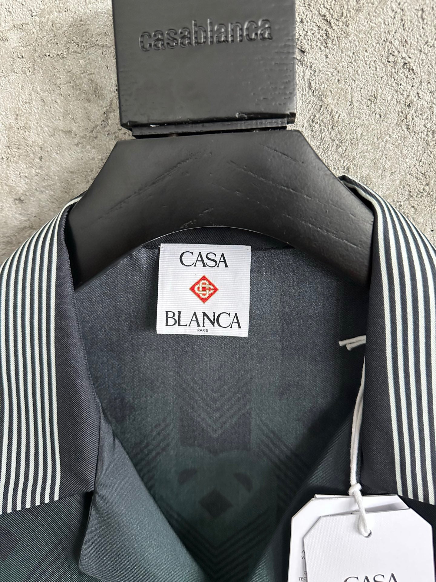 Casa B Chemise en soie à motif Monogrammé Vert