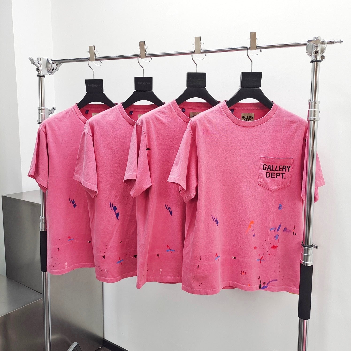 T shirt  Gallery giclé rose
