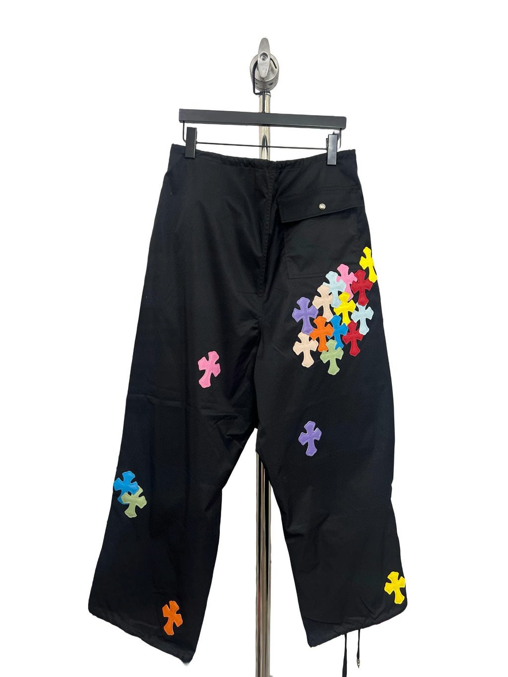 Jean black Chrome croix coloré