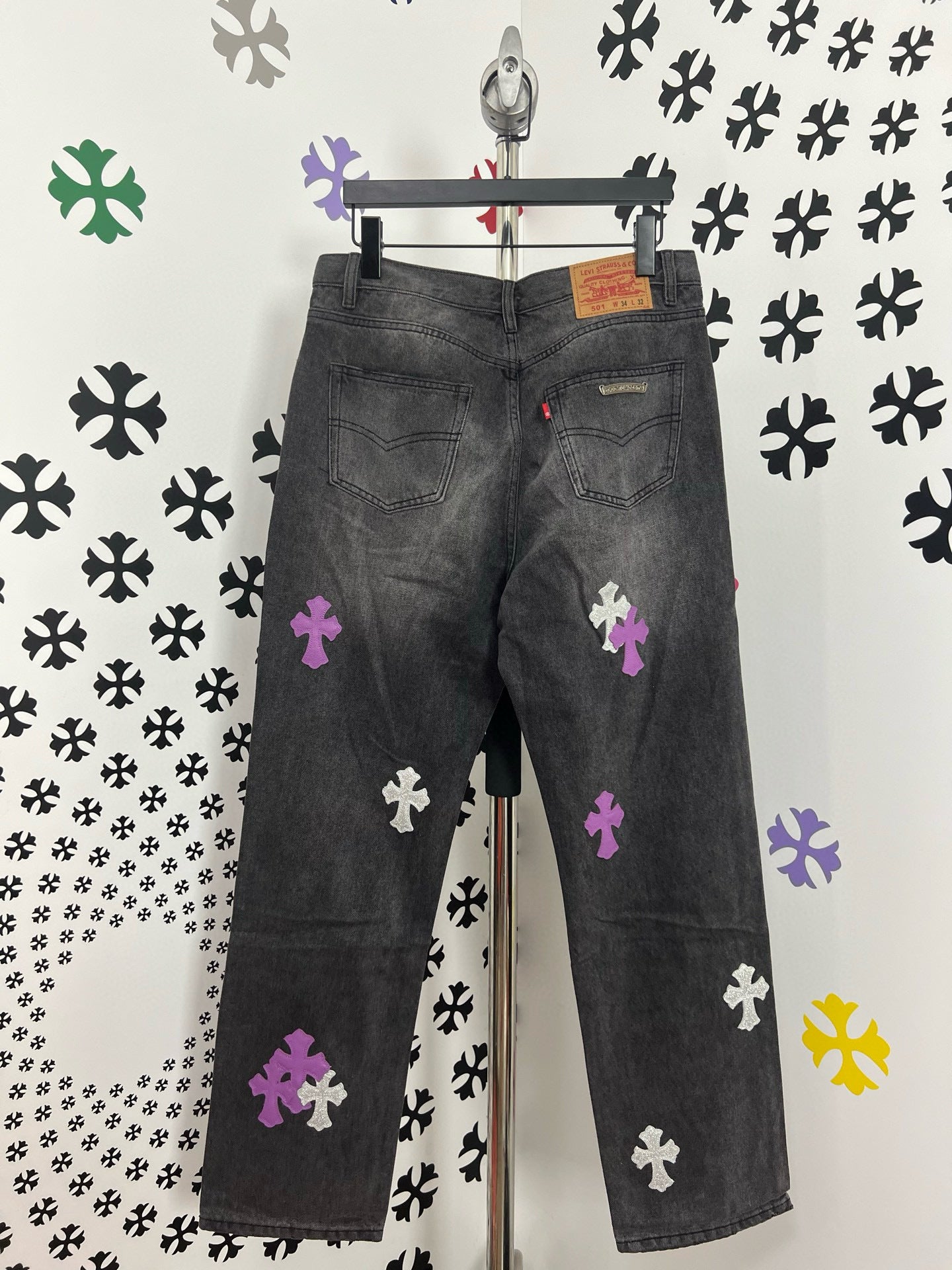 Jean Chrome noir / croix rose