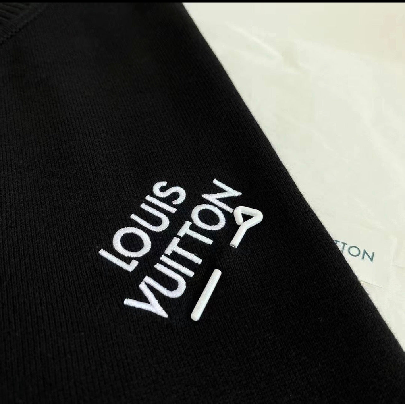 T shirt Lv Epinglé noir 10/10
