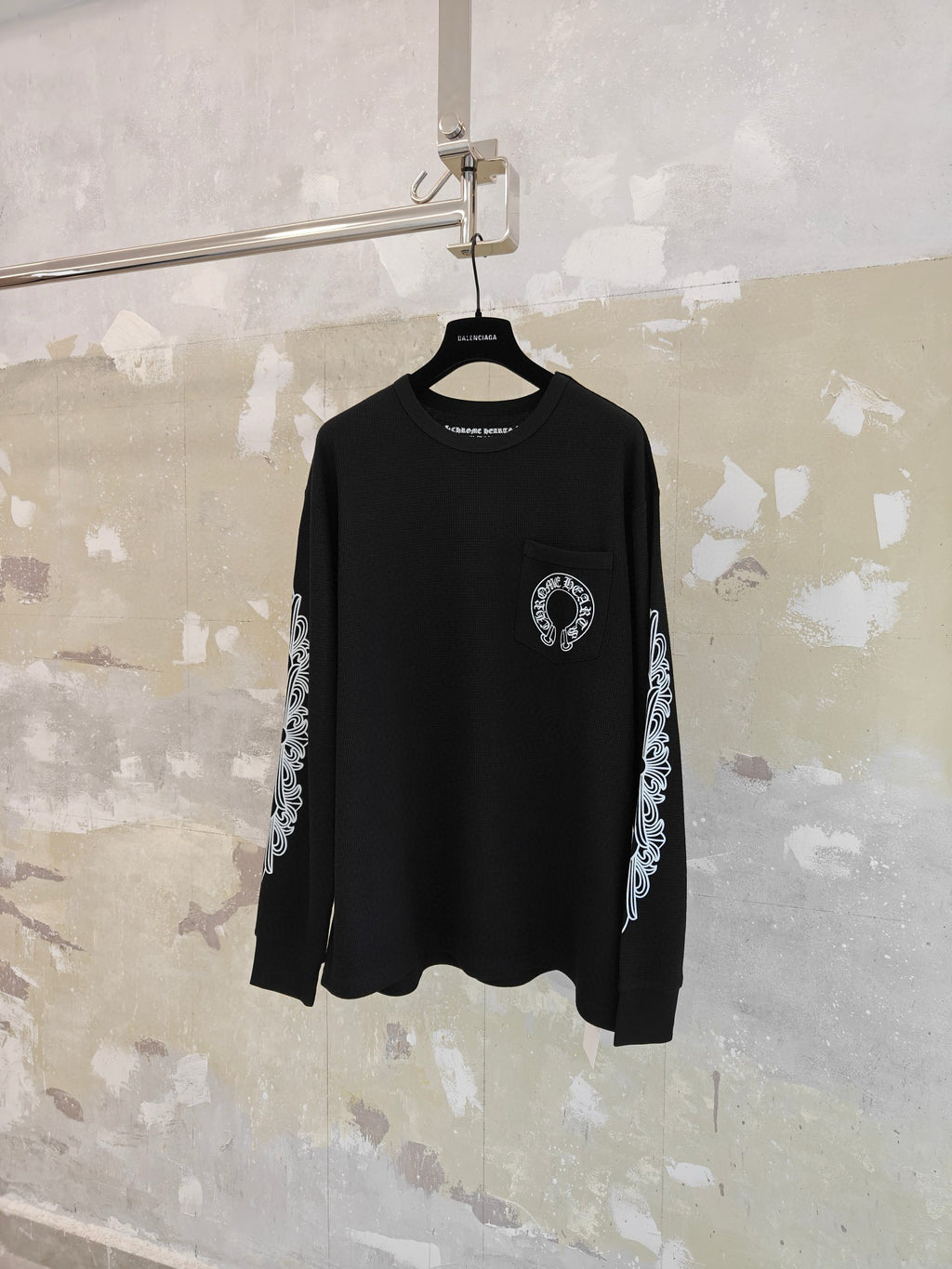 Long sleeves chrome black