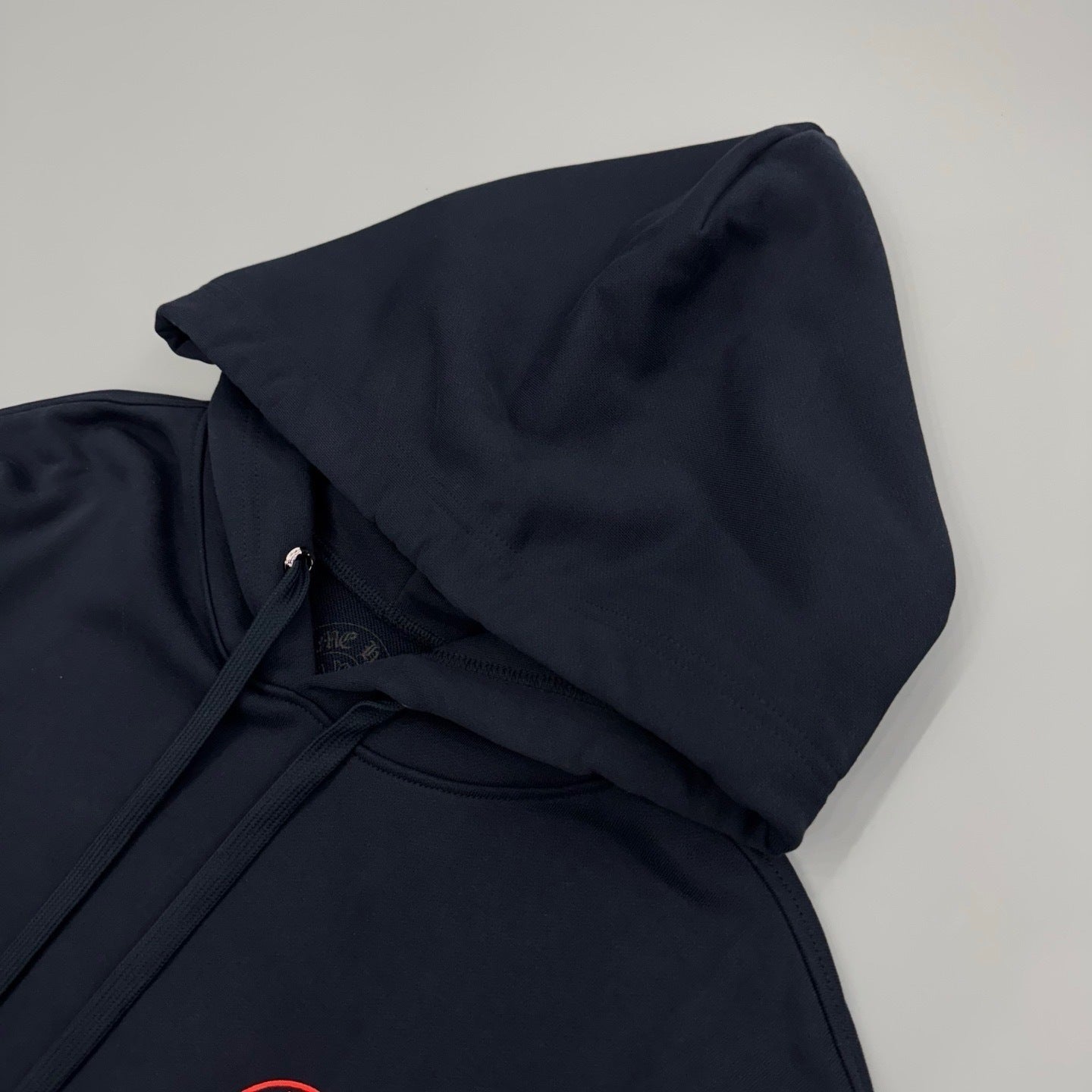 Sweat chrome noir / rouge