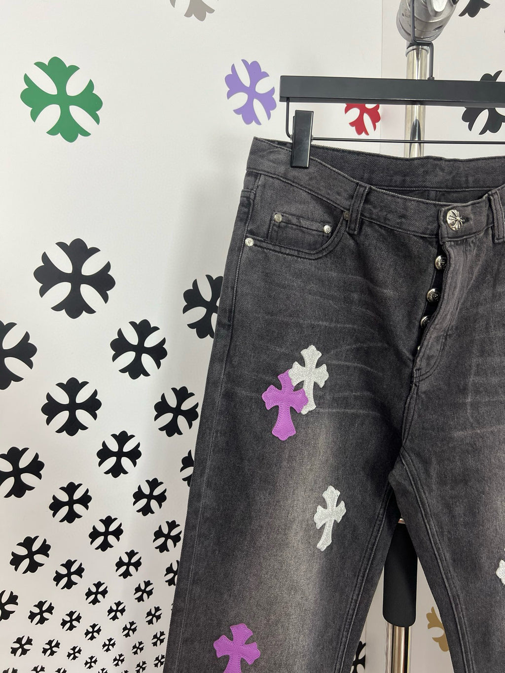 Jean Chrome noir / croix rose