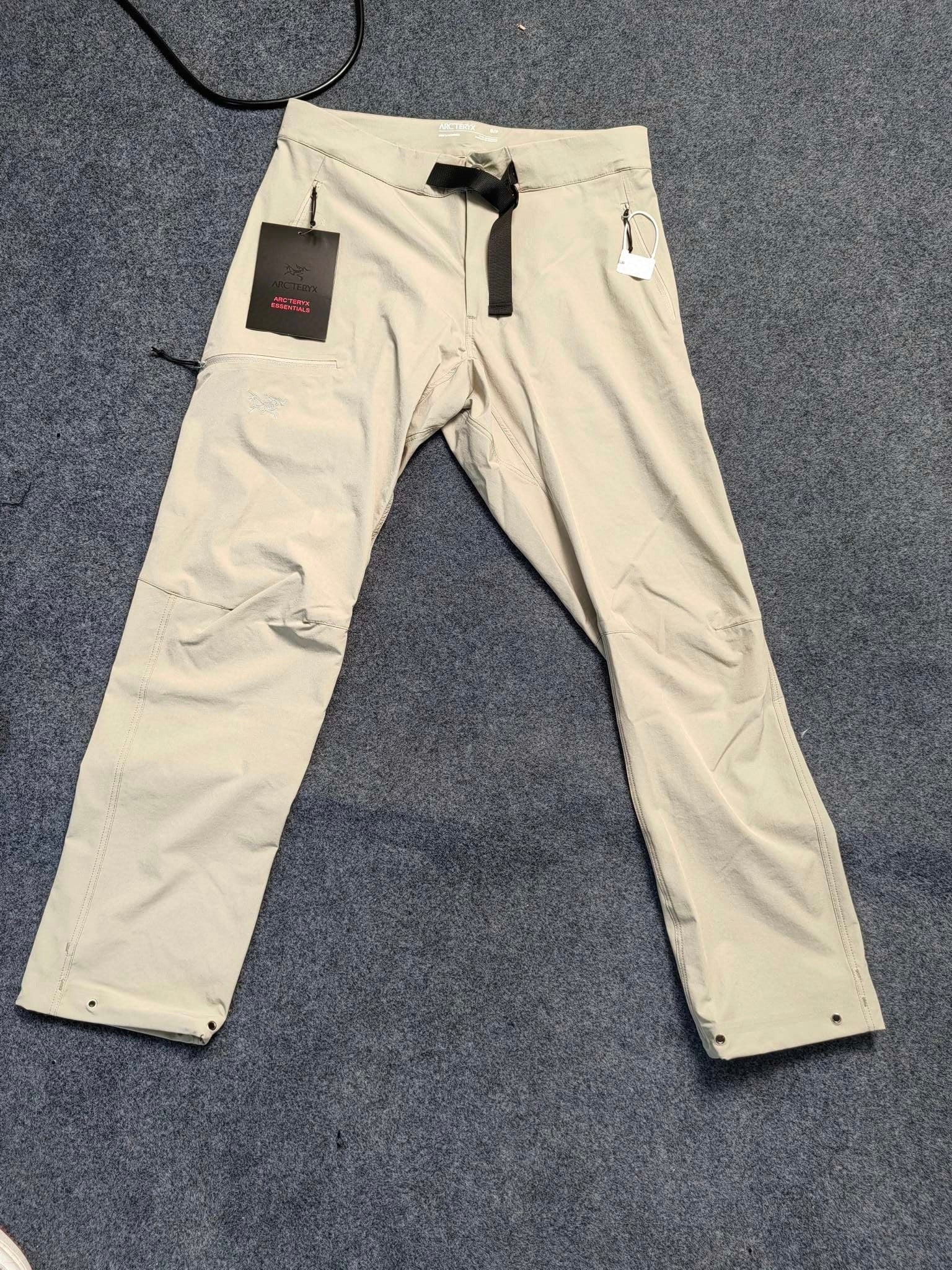 Pantalon Arc Tryx Beige