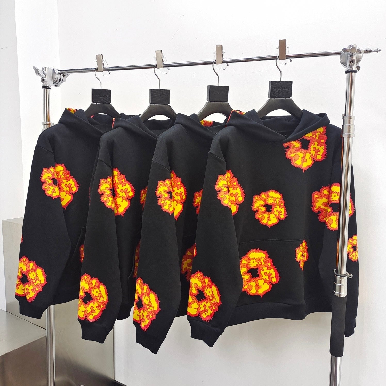 Sweat Black capuche mono DT TEARS KAPOK