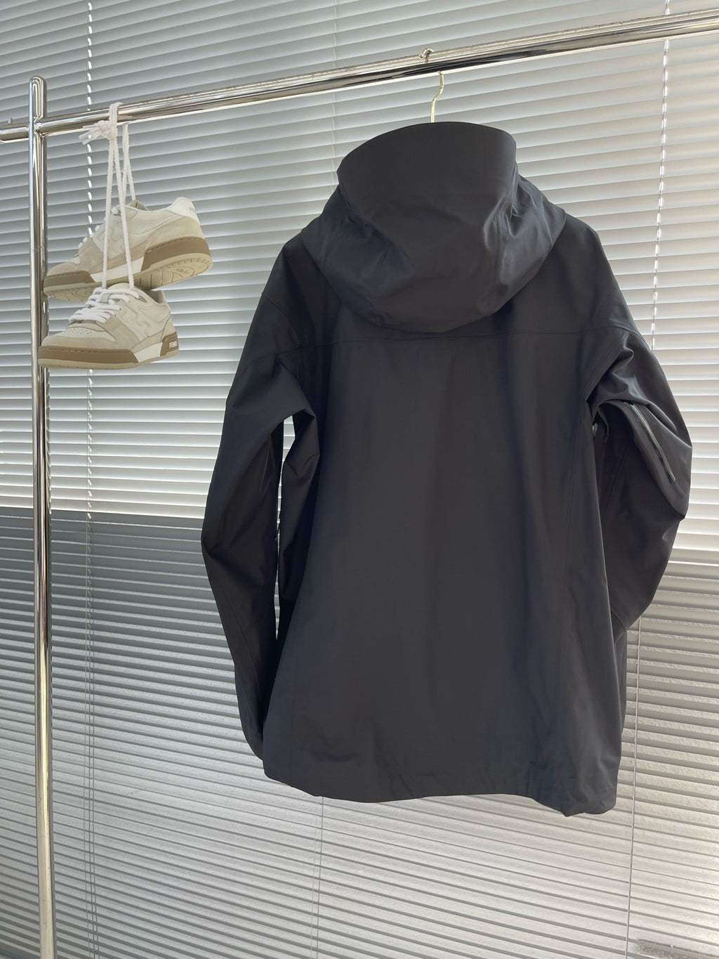 Veste  Arc tryx  Gore tx Noir doré