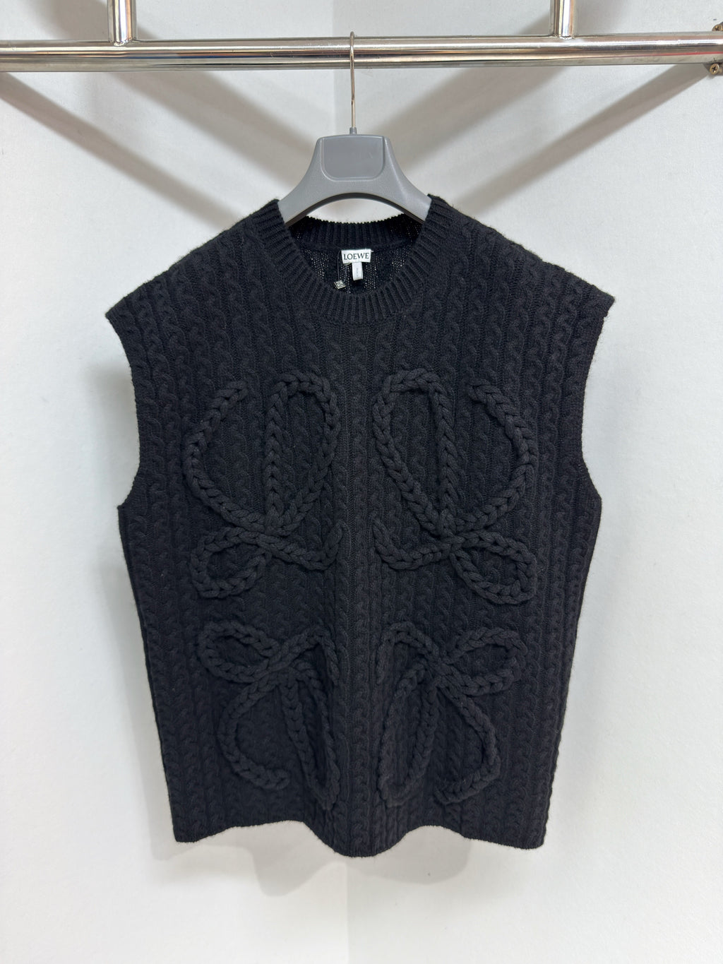 Pull Sans manche Loew Noir  10/10