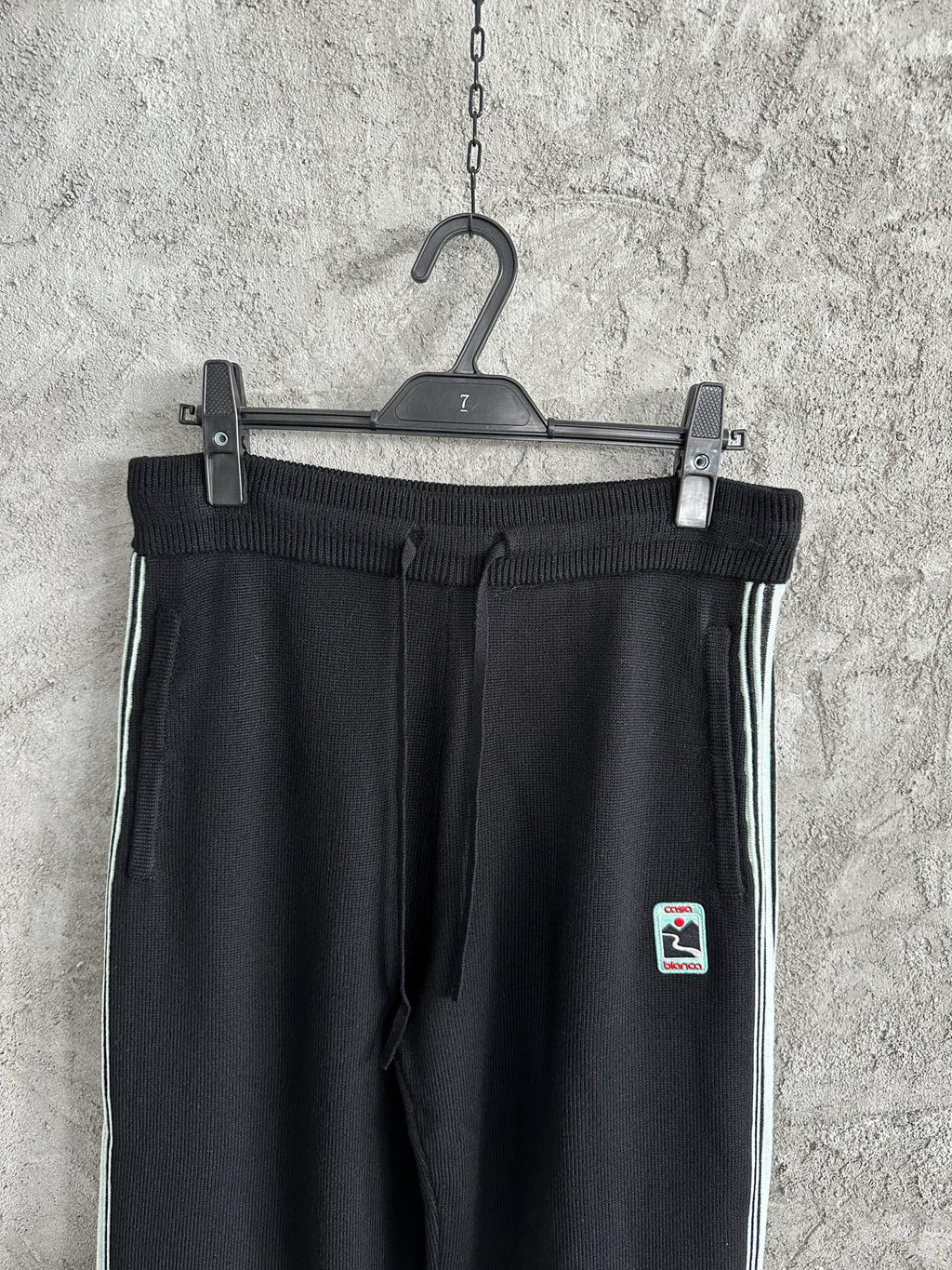 Pantalon Casa B Relaxé en laine Mérinos