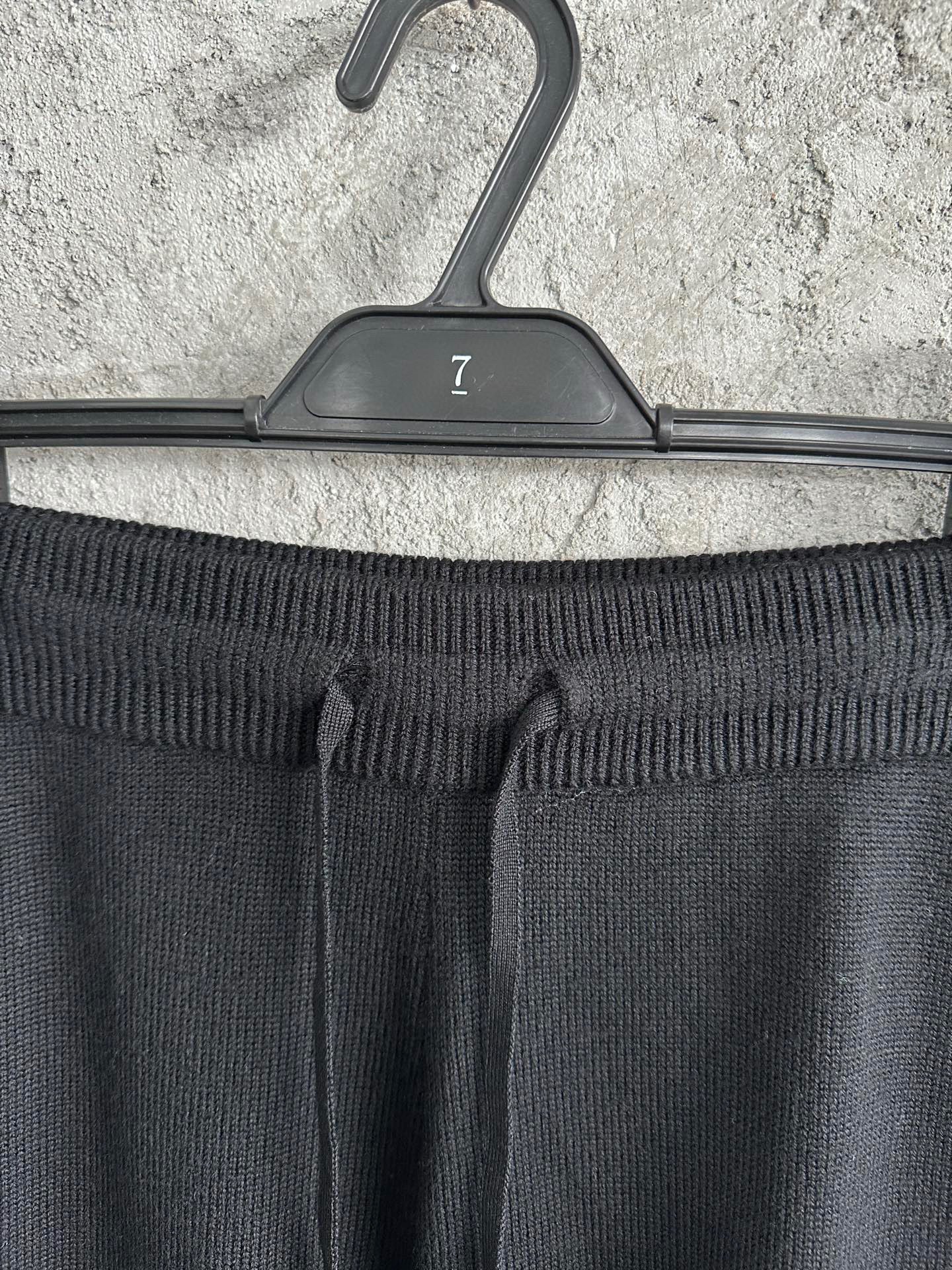 Pantalon Casa B Relaxé en laine Mérinos