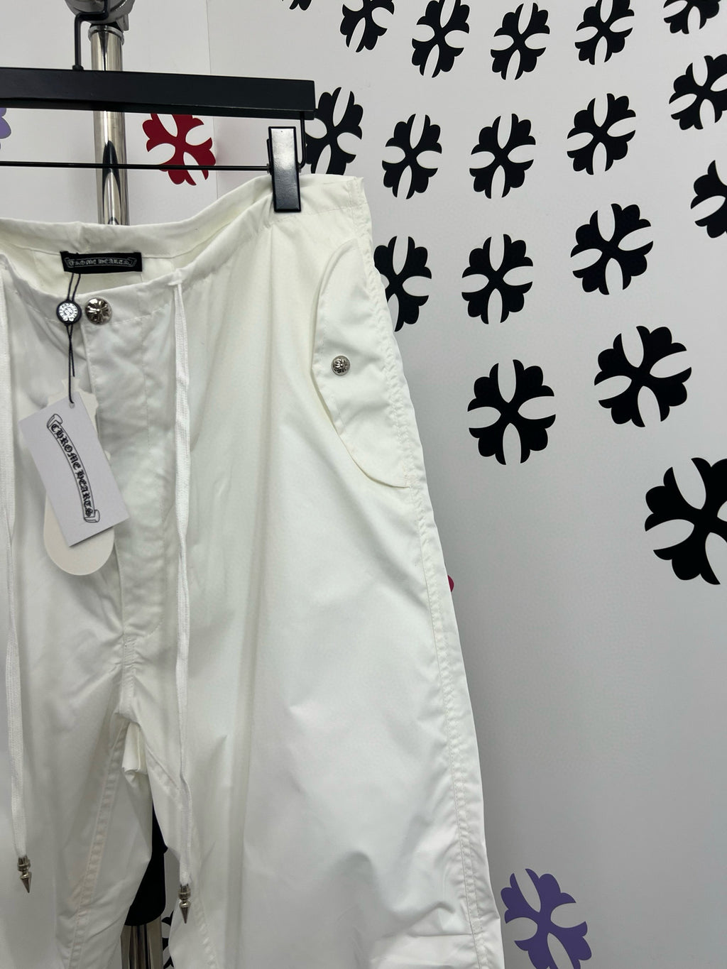 Jean white Chrome croix coloré