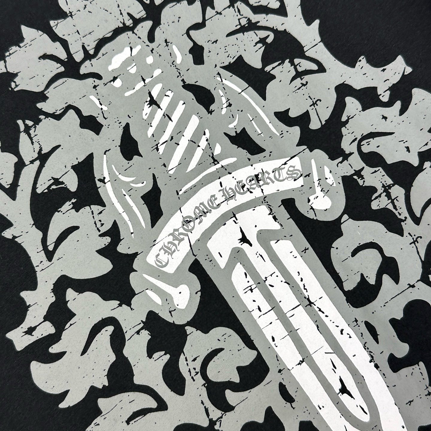 Chrome long sleeve black White