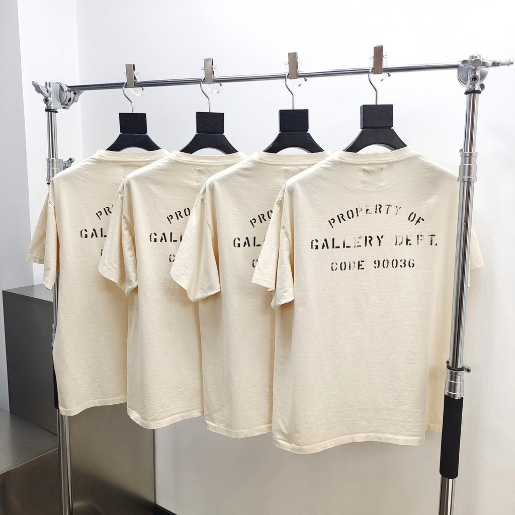 T shirt Gallery blanc cassé avec poche