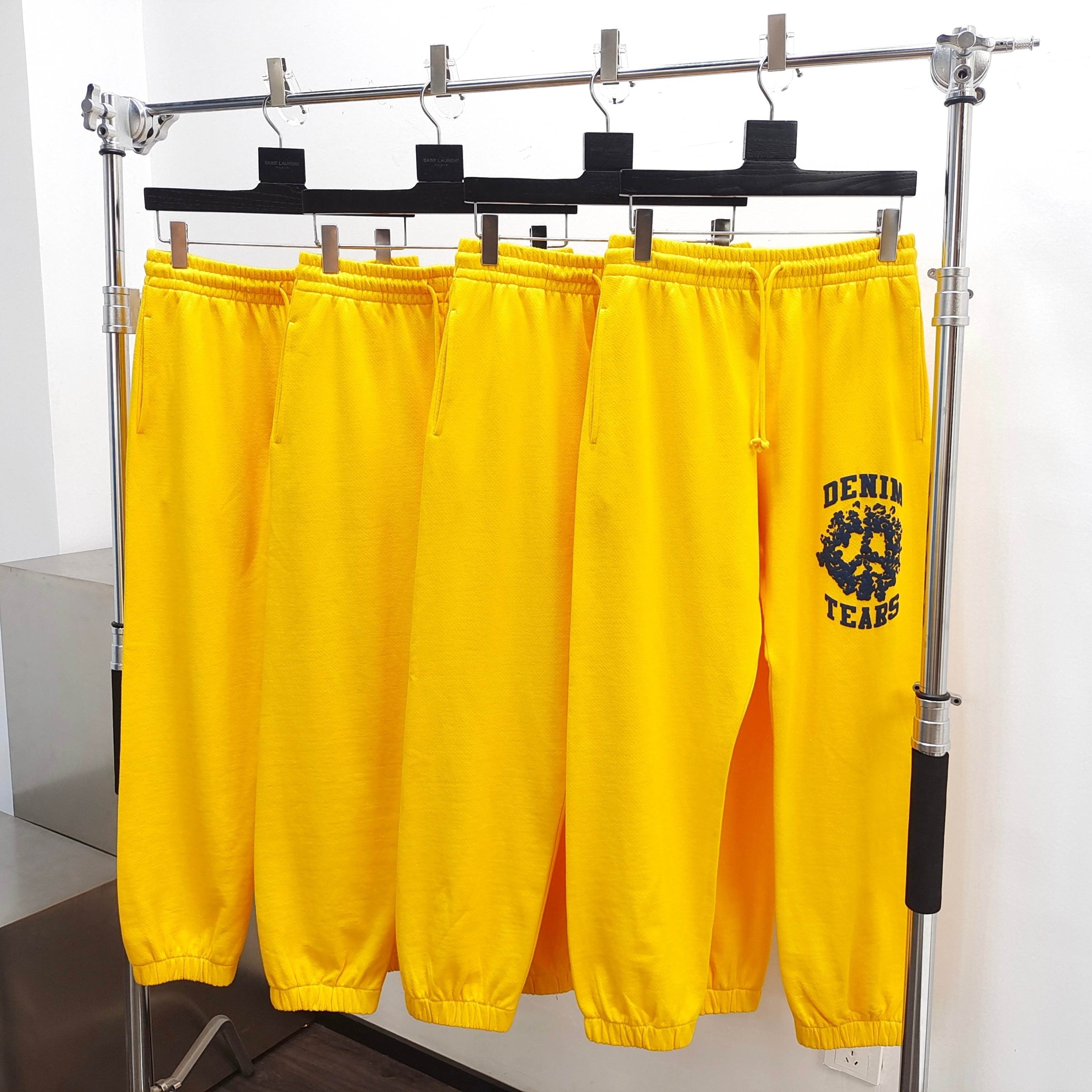 Pantalon Denim.Trs yellow