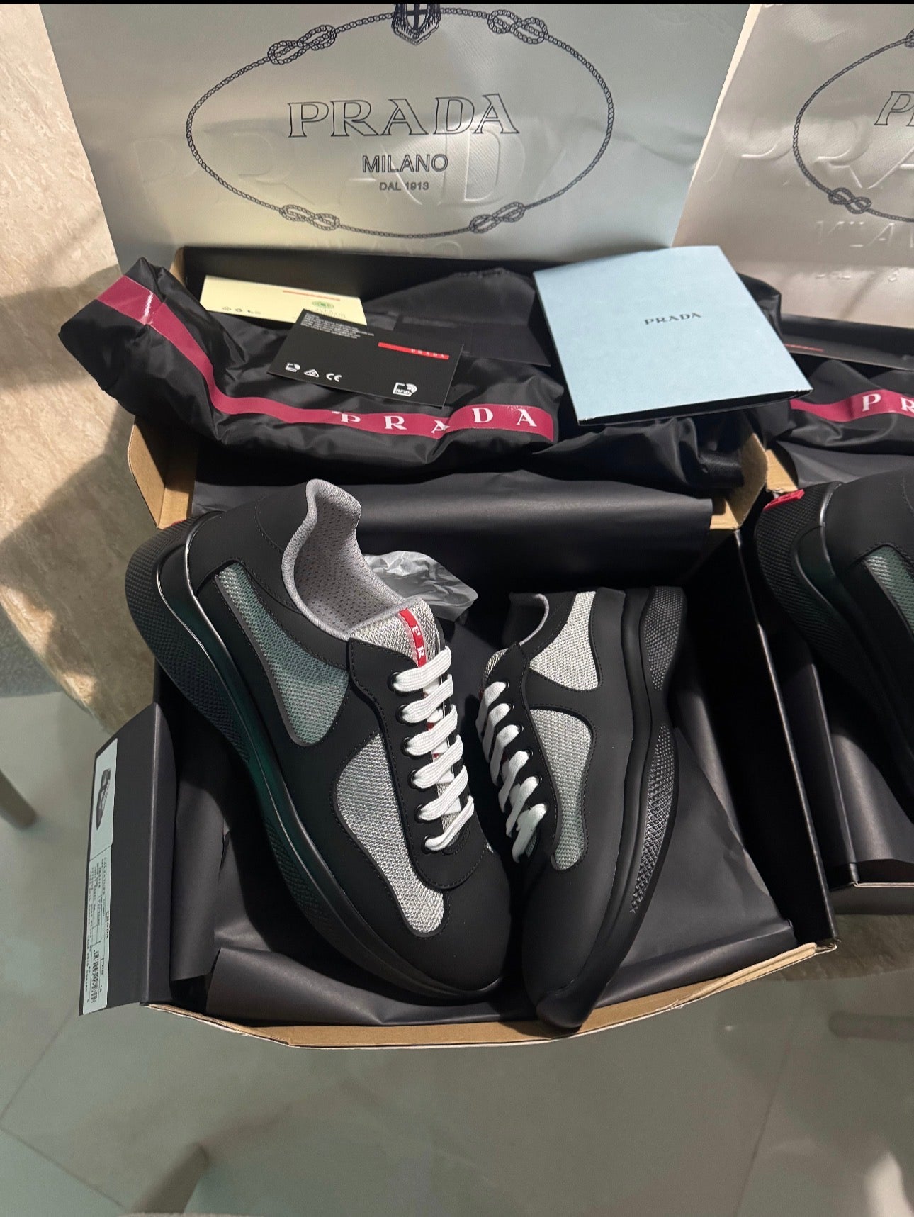 Sneakers america S Cup Black and White édition Gomme V3S