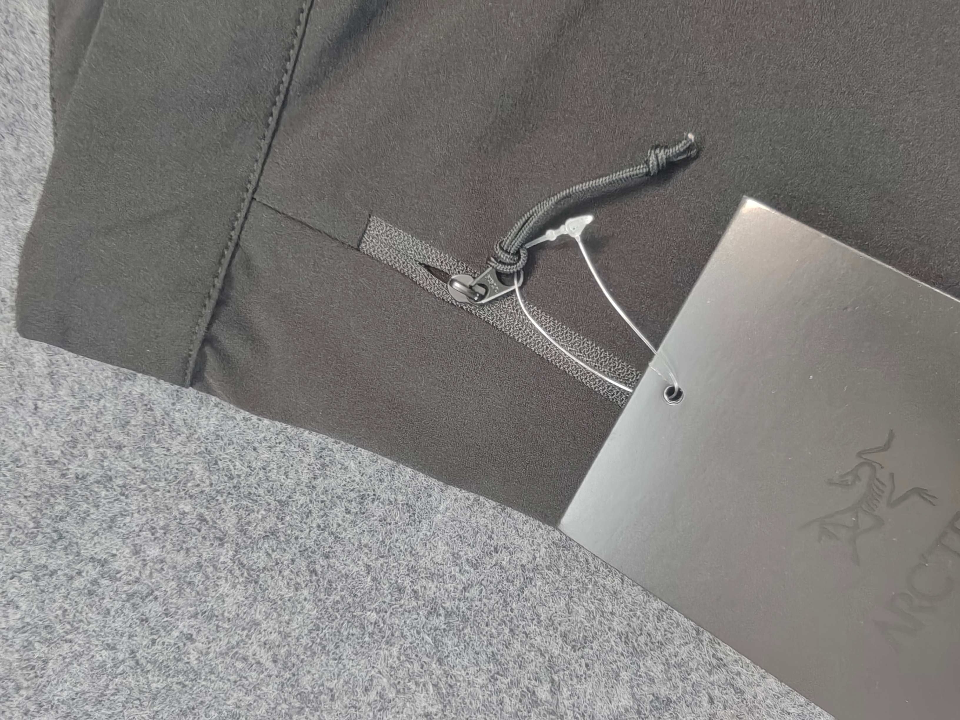 Pantalon Arc Tryx Black