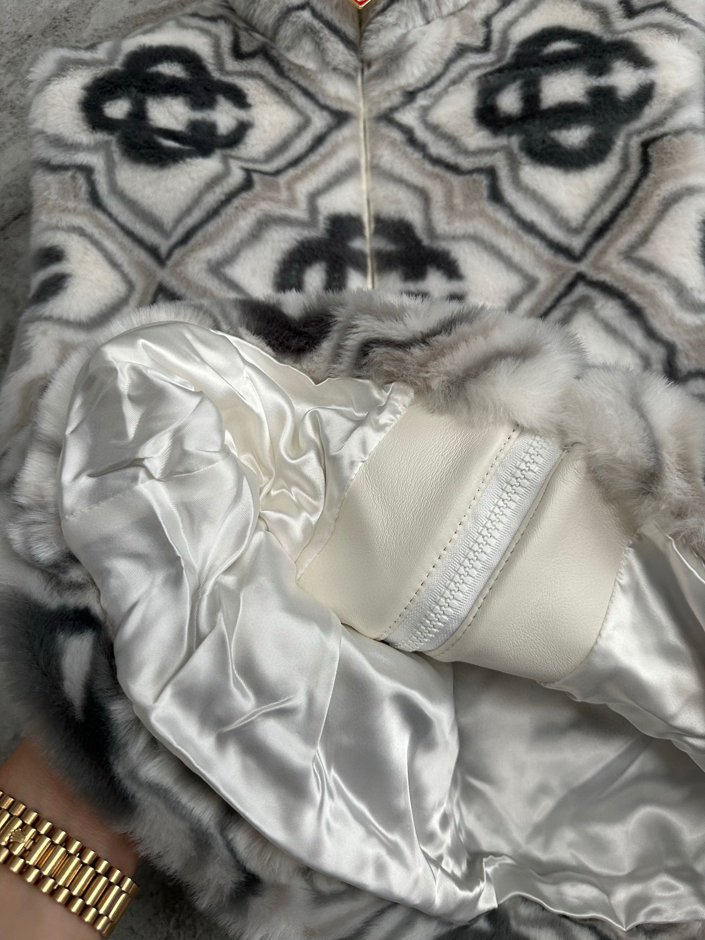 Gilet sans manche Monogram Casa