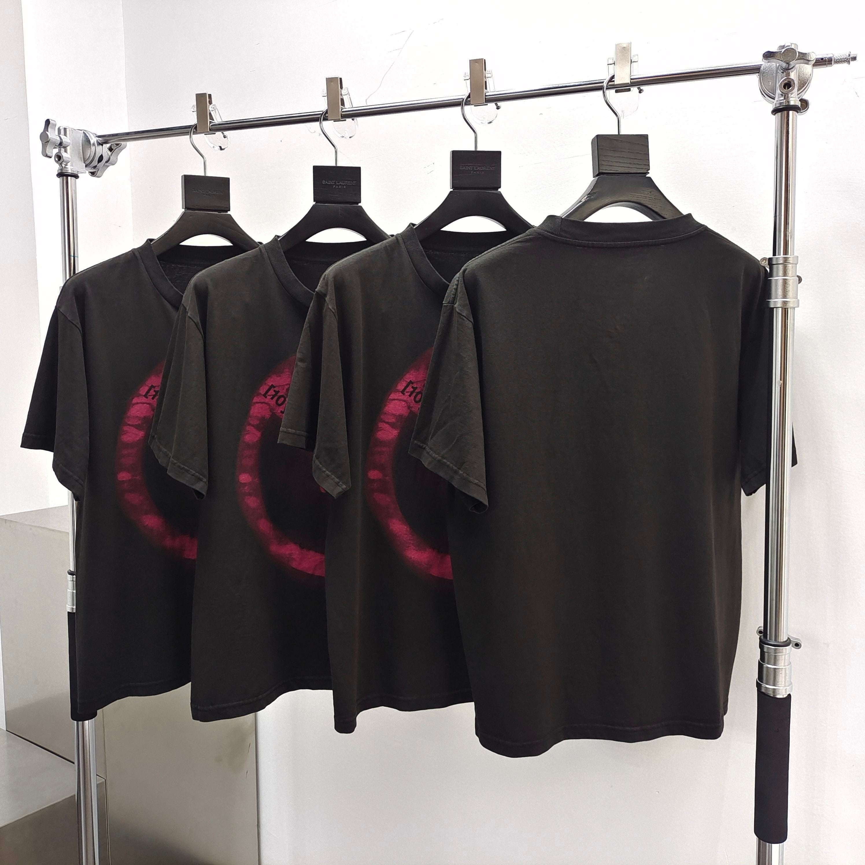 T shirt négatif  Gallery