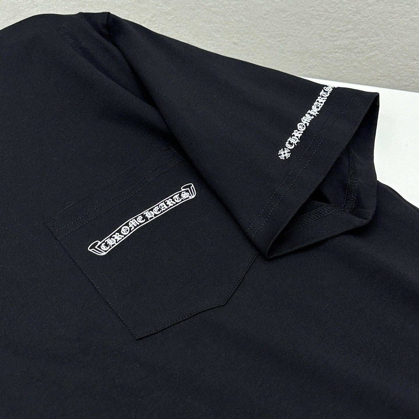 T shirt chrome Black and White