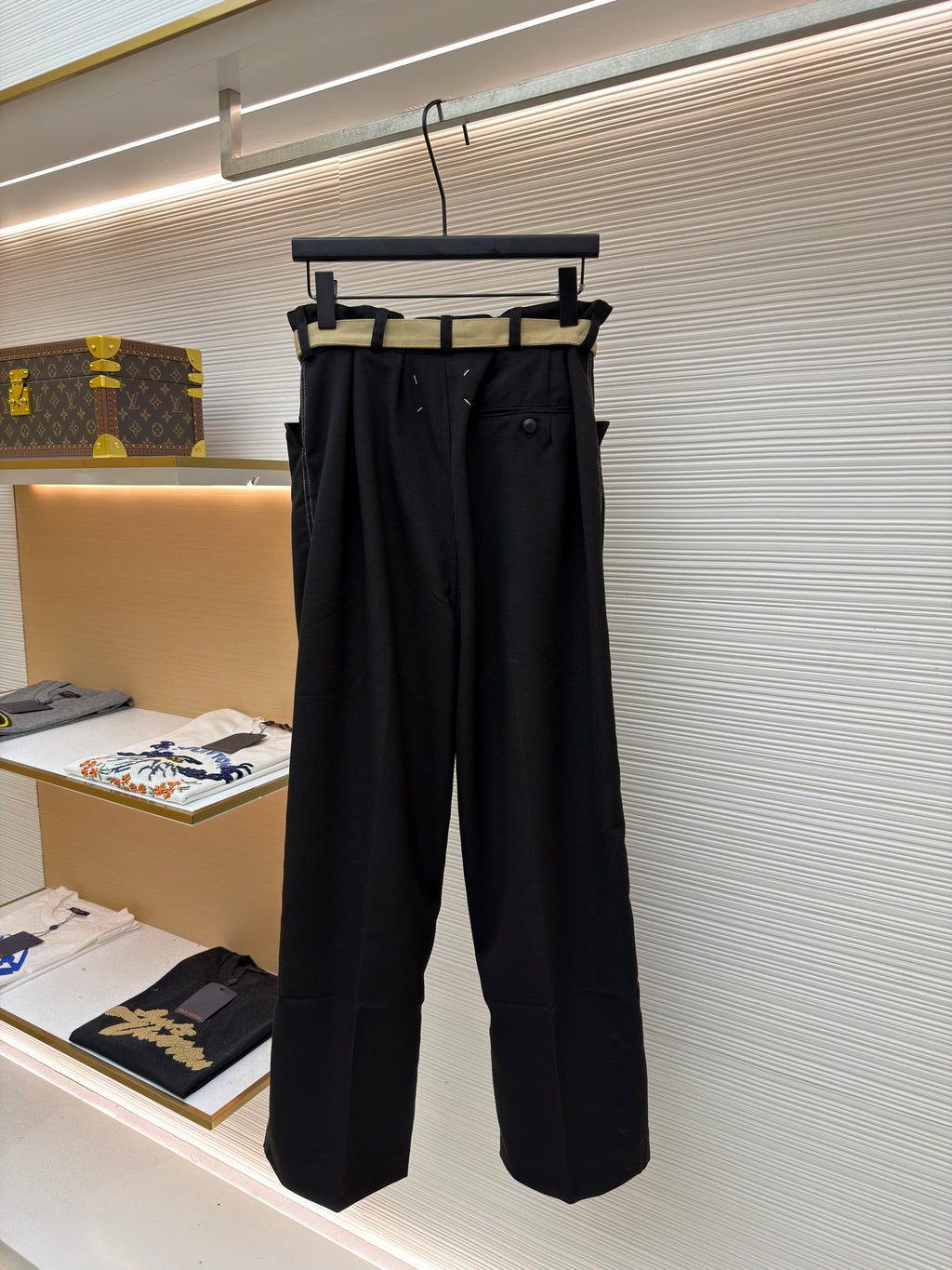 Pantalon en laine Maison Marg