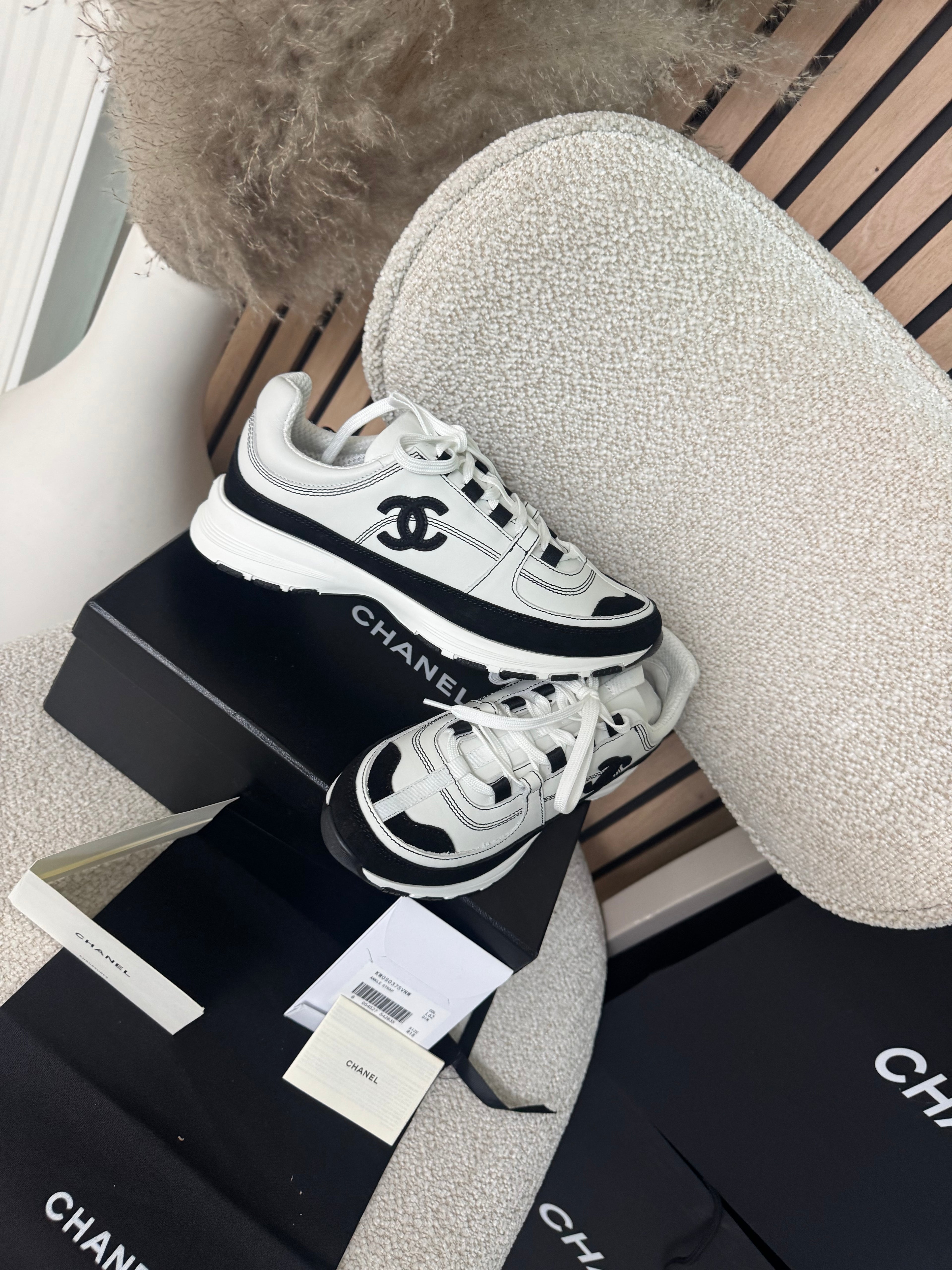 Sneakers Chanl 10/10 2026