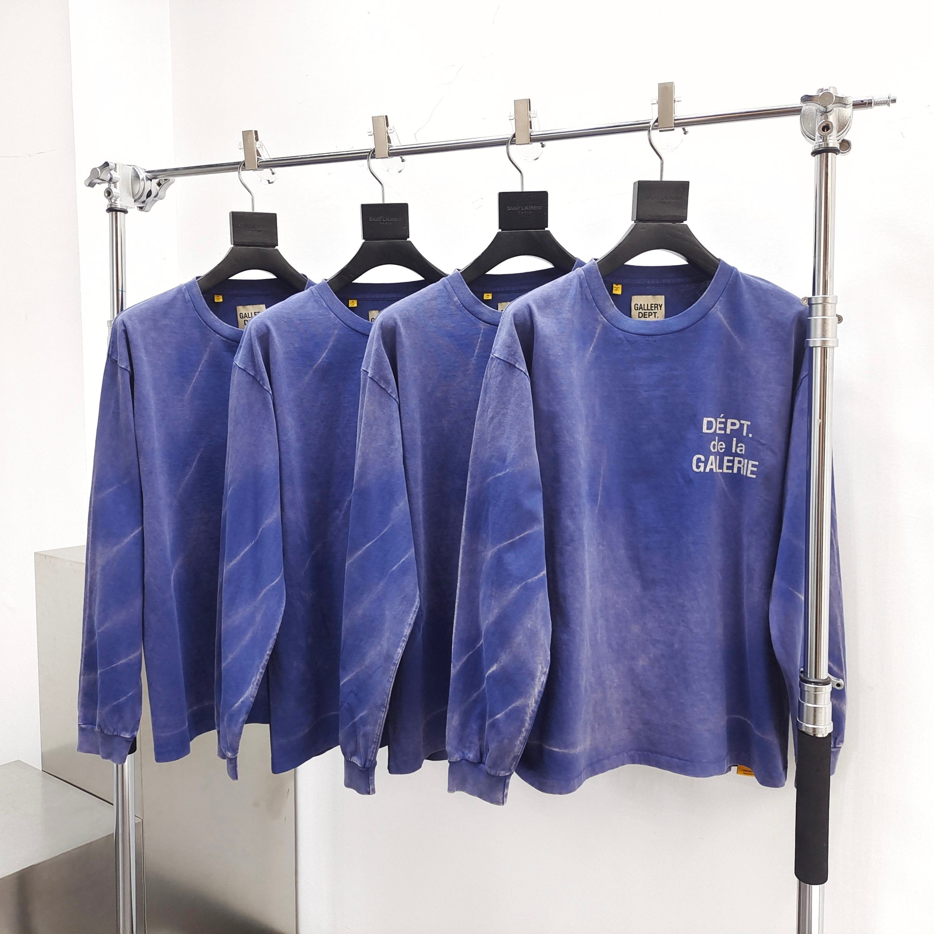 Pull Bleu à vagues Gallery