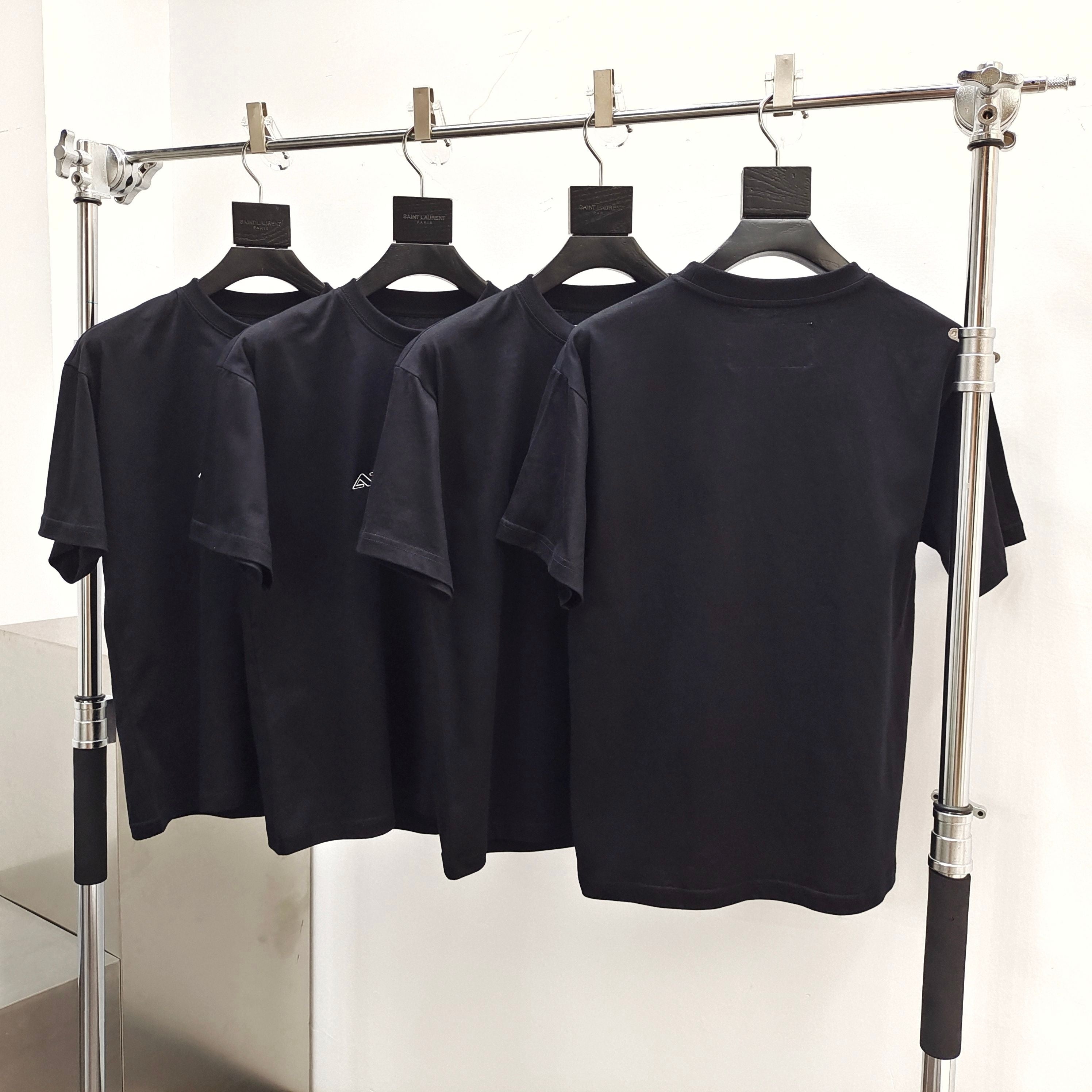 T shirt négatif  Gallery