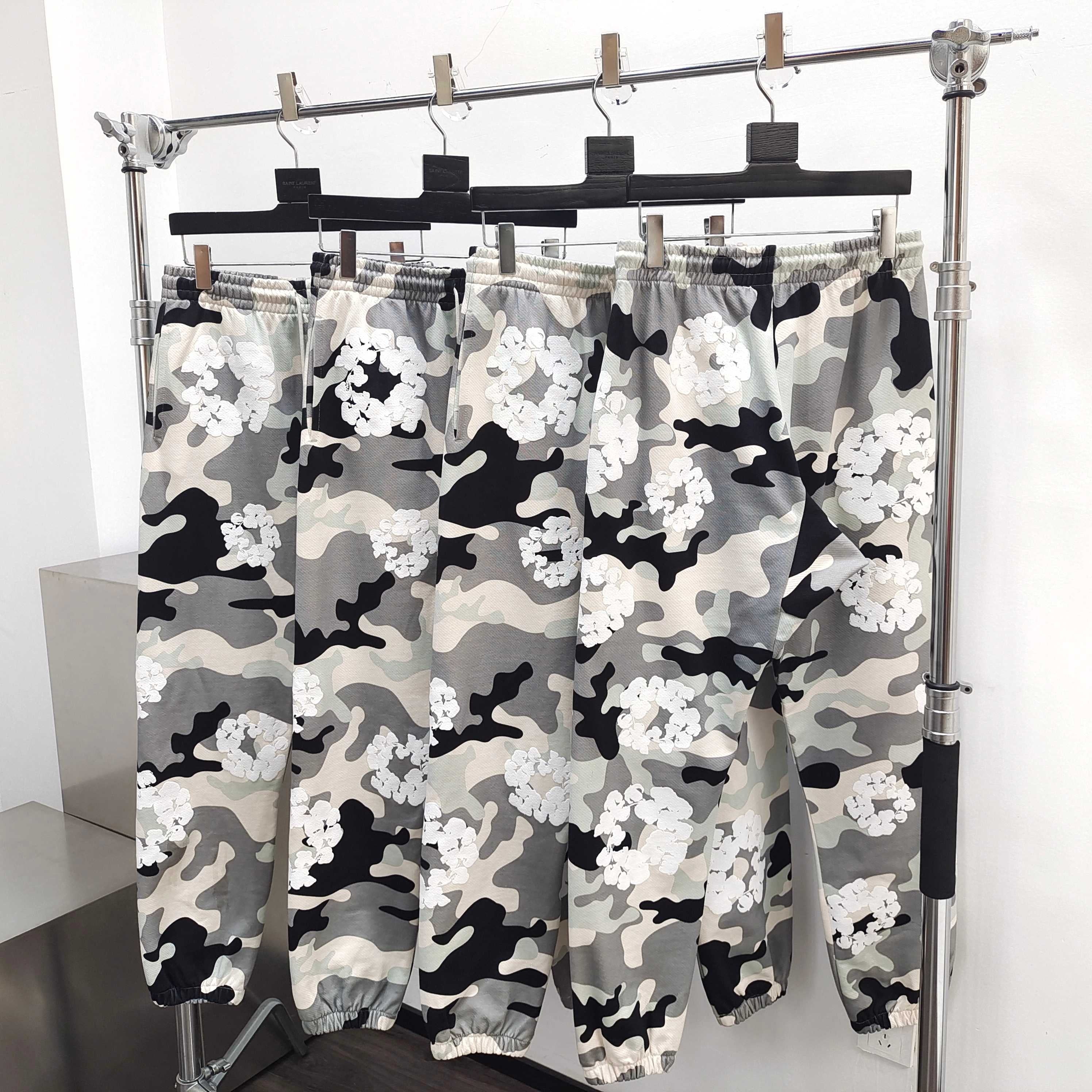 Pantalon Denim.Trs Grey flowers military