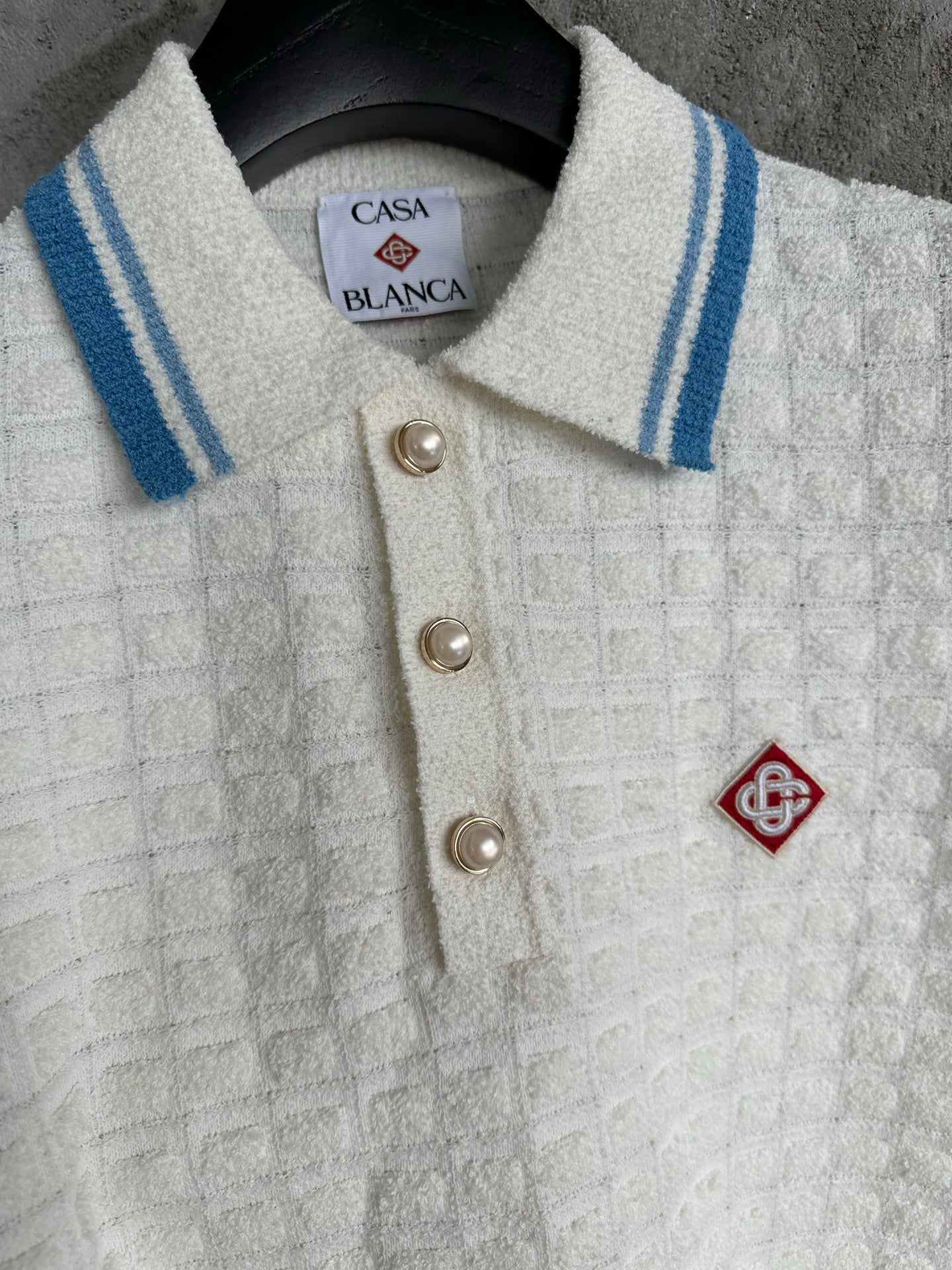 Polo Casa B / Baby blue appliqué à boucle