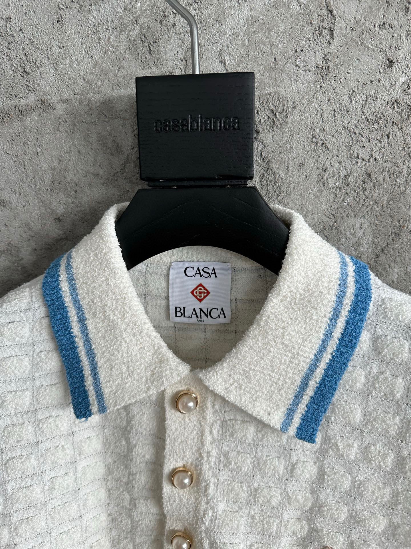 Polo Casa B / Baby blue appliqué à boucle