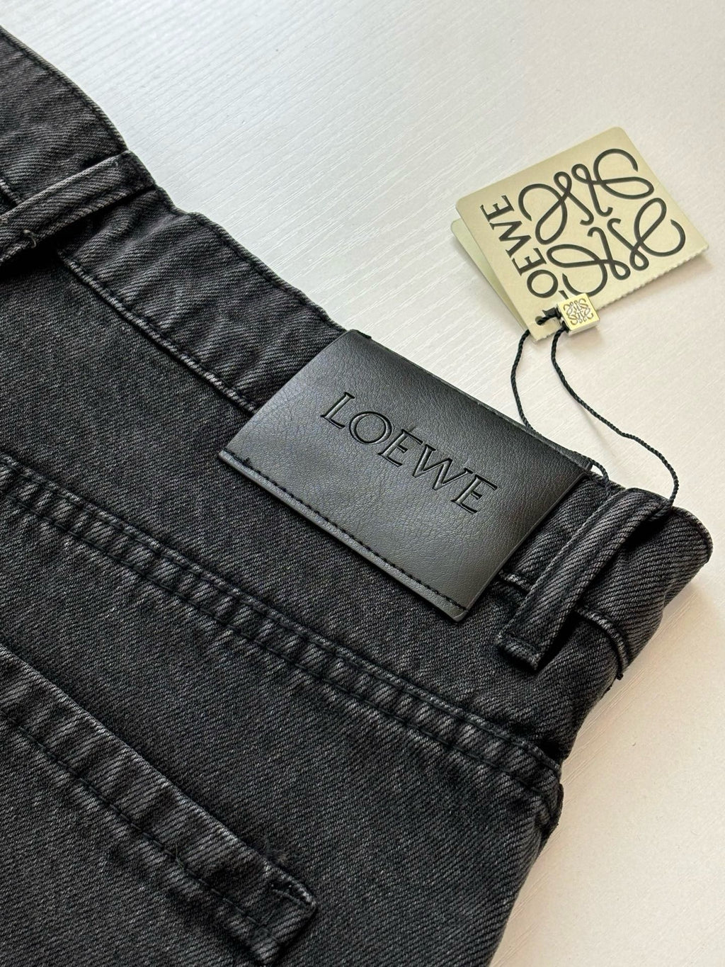 Jean Baggy anagramme black Loew