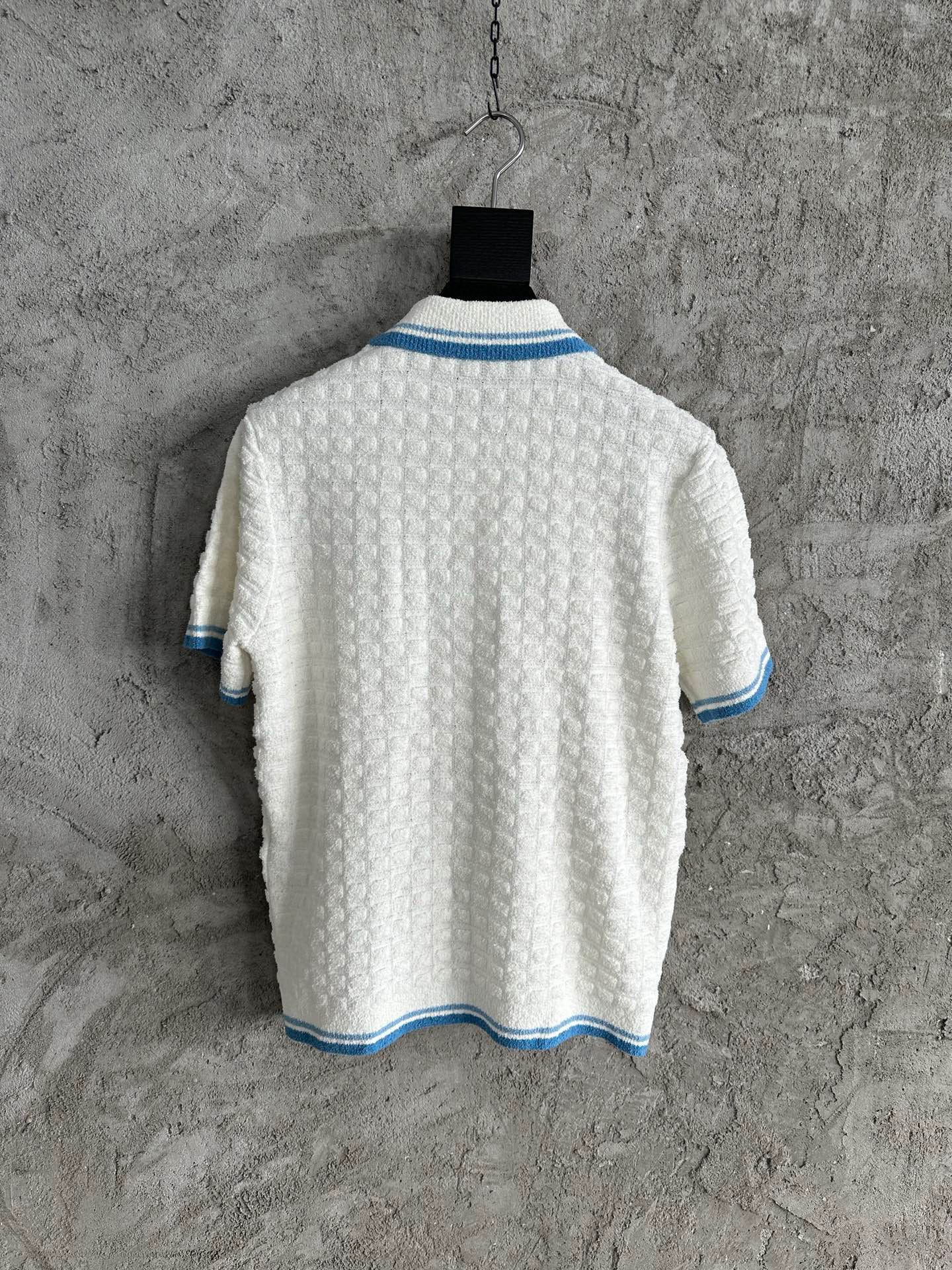 Polo Casa B / Baby blue appliqué à boucle