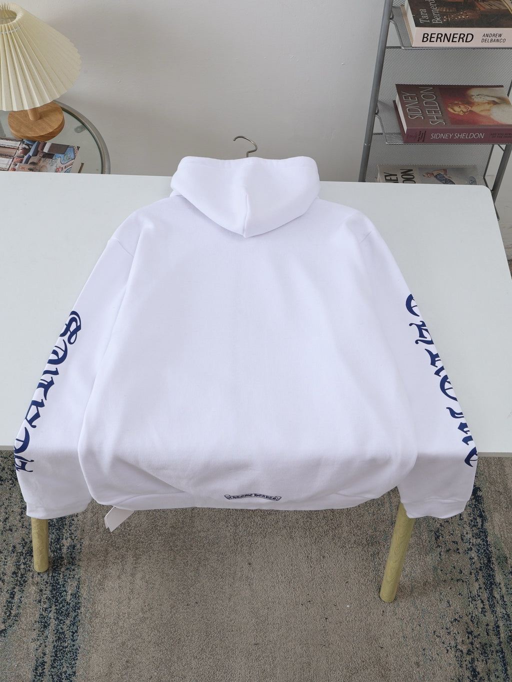 Gilet Chrome blanc Sanskrit print