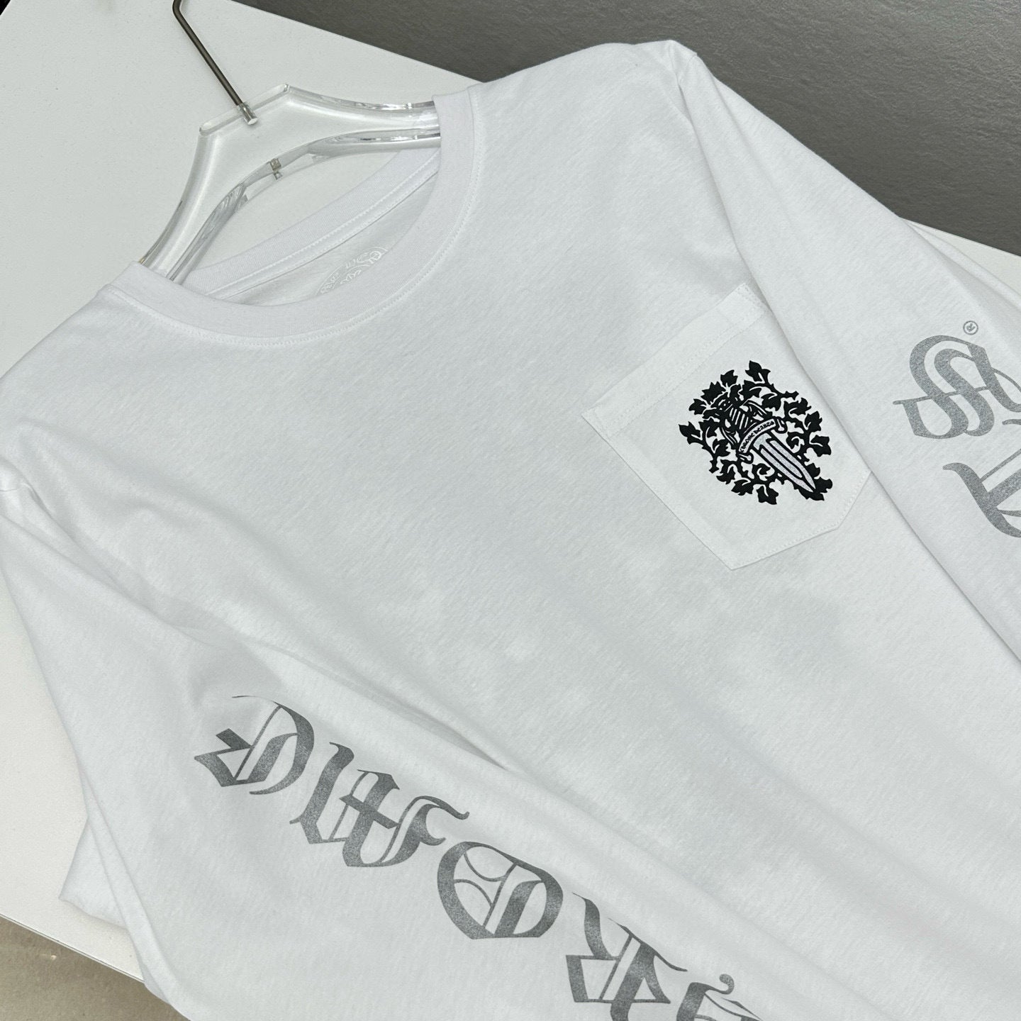 Chrome long sleeve  White Black