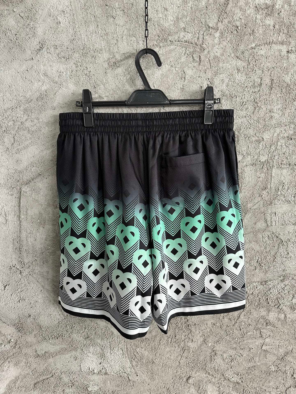 Casa B short en soie à motif Monogrammé Vert