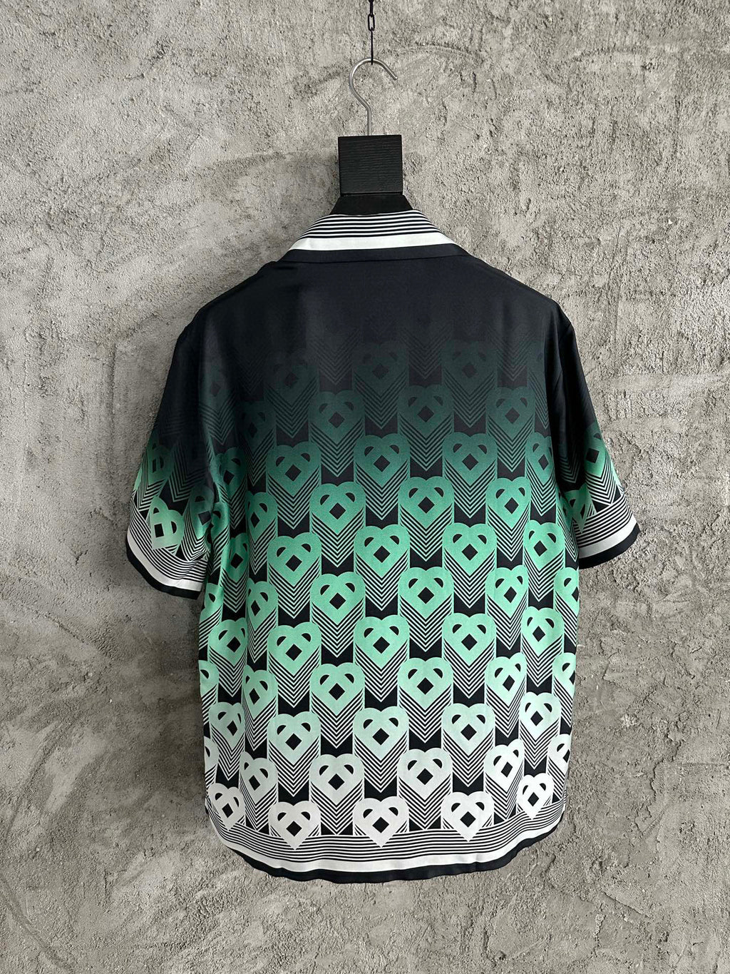 Casa B Chemise en soie à motif Monogrammé Vert