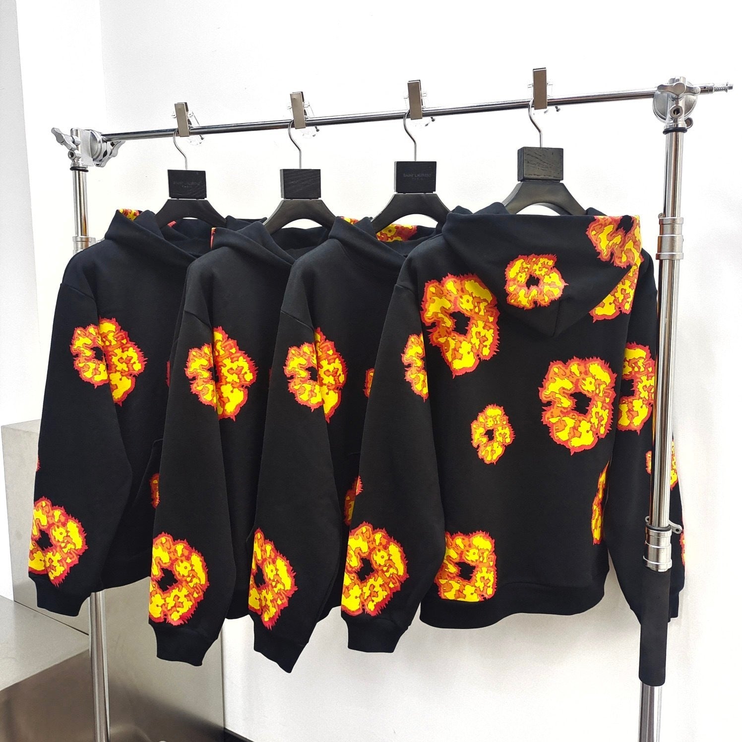 Sweat Black capuche mono DT TEARS KAPOK