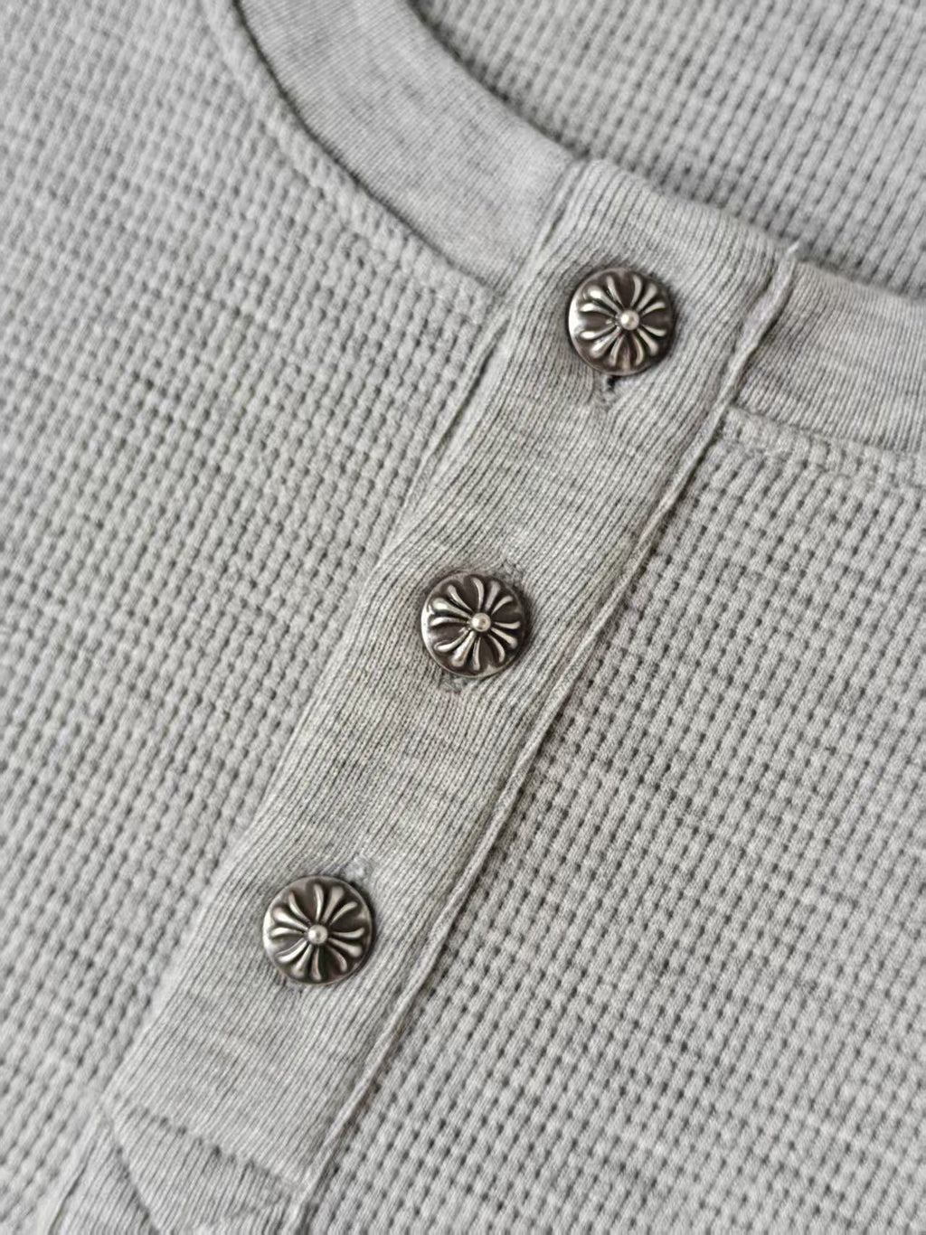 T shirt long sleeves grey