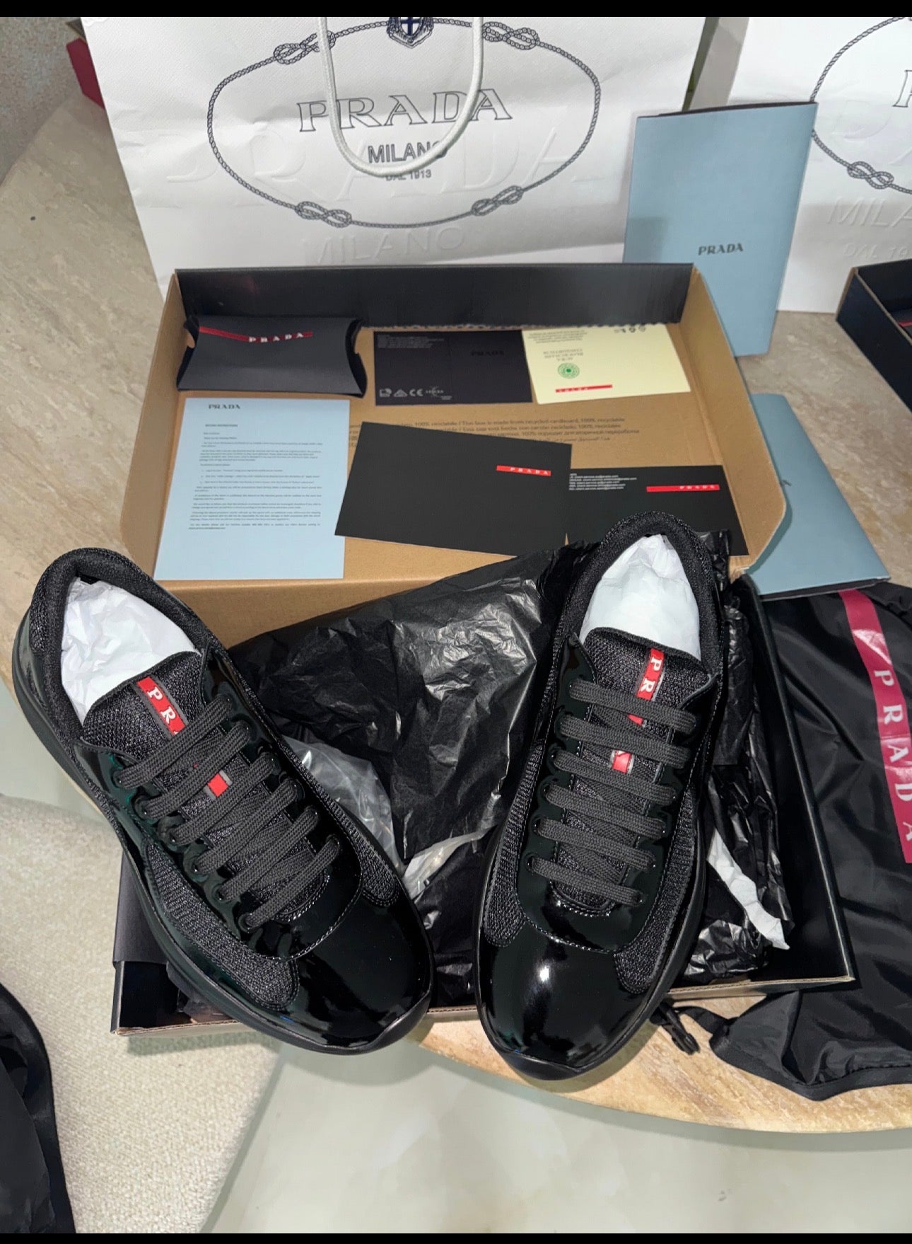 Sneakers america S Cup Black  V3S