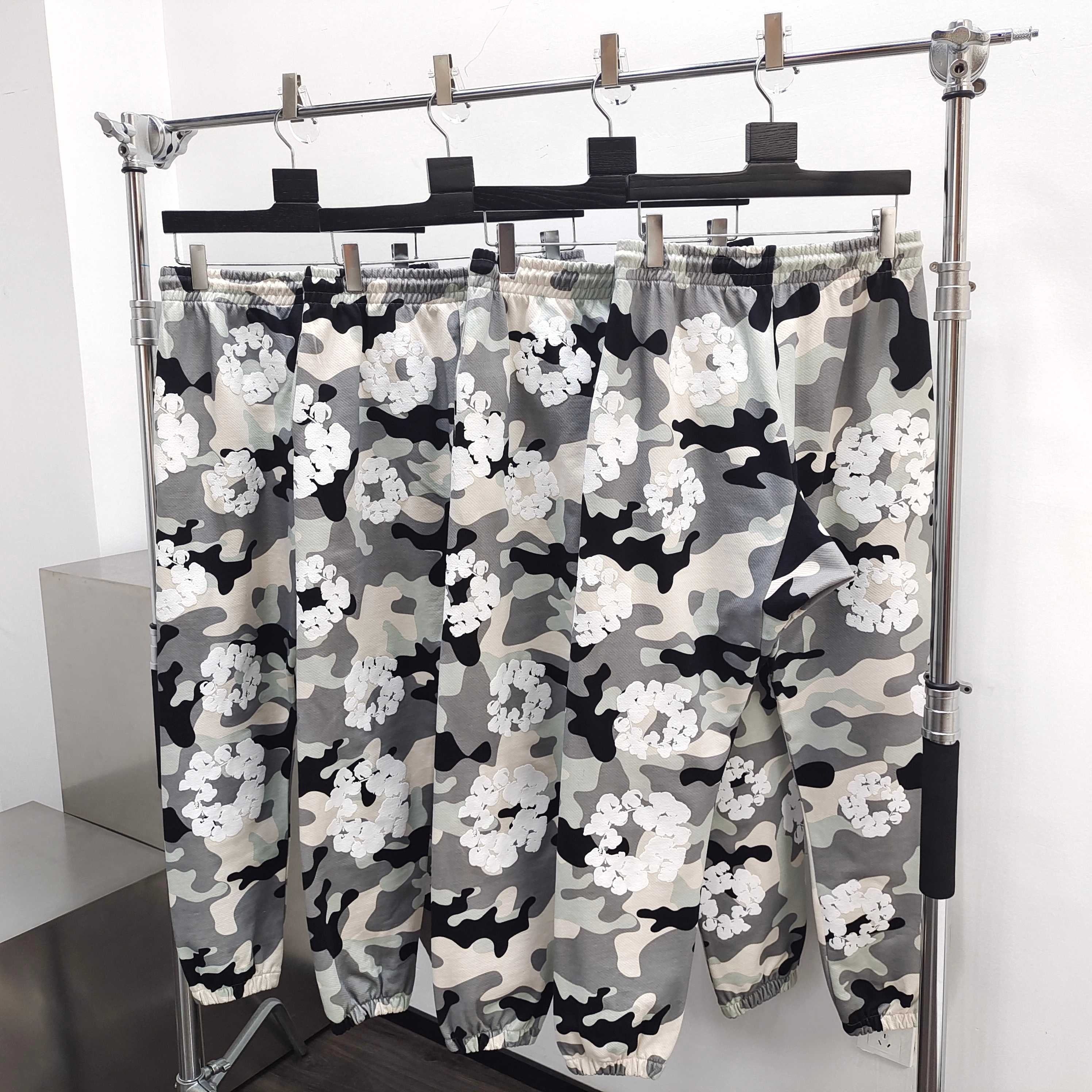 Pantalon Denim.Trs Grey flowers military