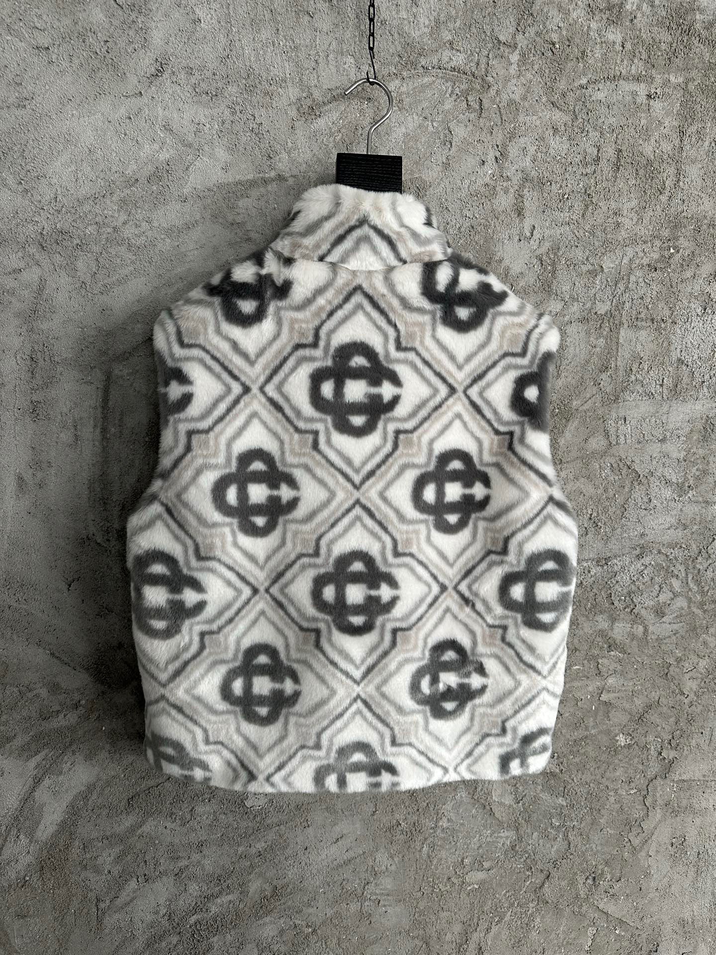 Gilet sans manche Monogram Casa