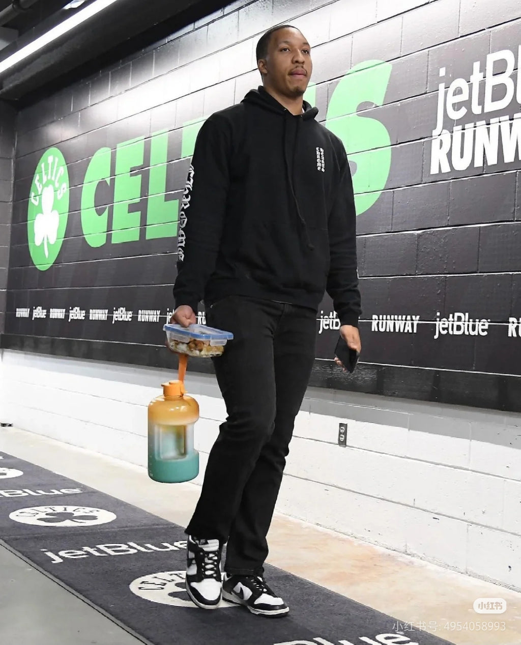 Chrome Hrts Vertical Logo Sweat à capuche Noir