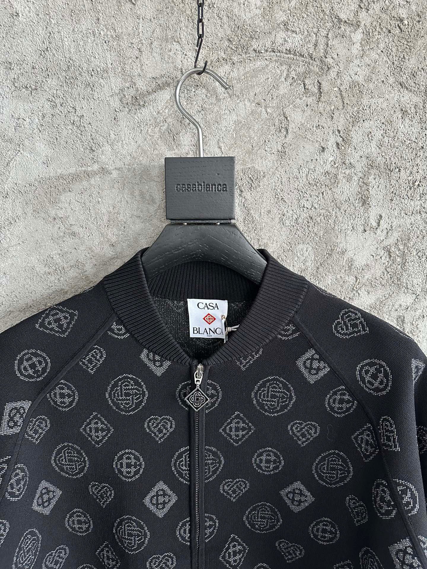 Casa B - Veste + pants En Monogram